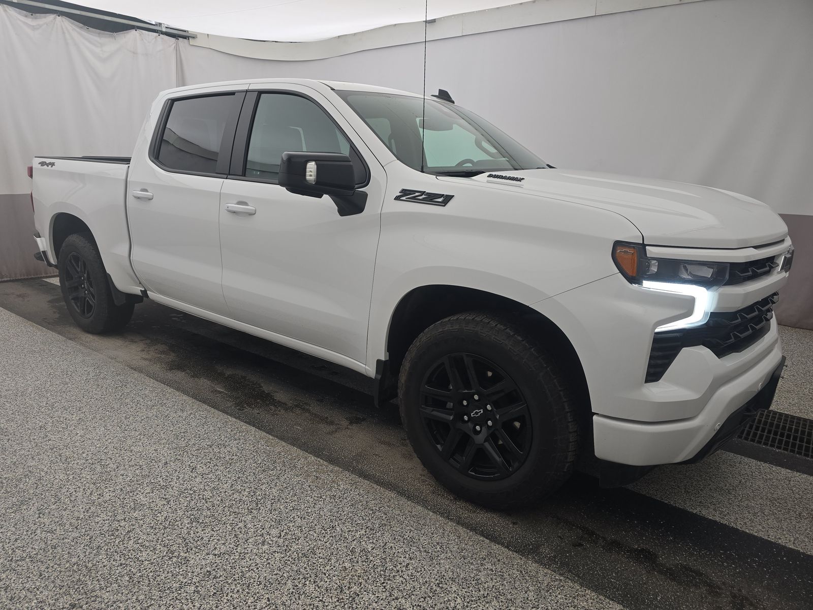 2025 Chevrolet Silverado 1500 RST AWD
