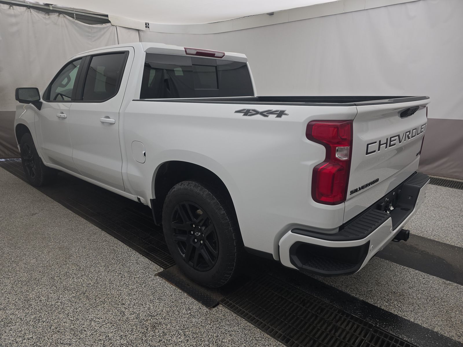 2025 Chevrolet Silverado 1500 RST AWD