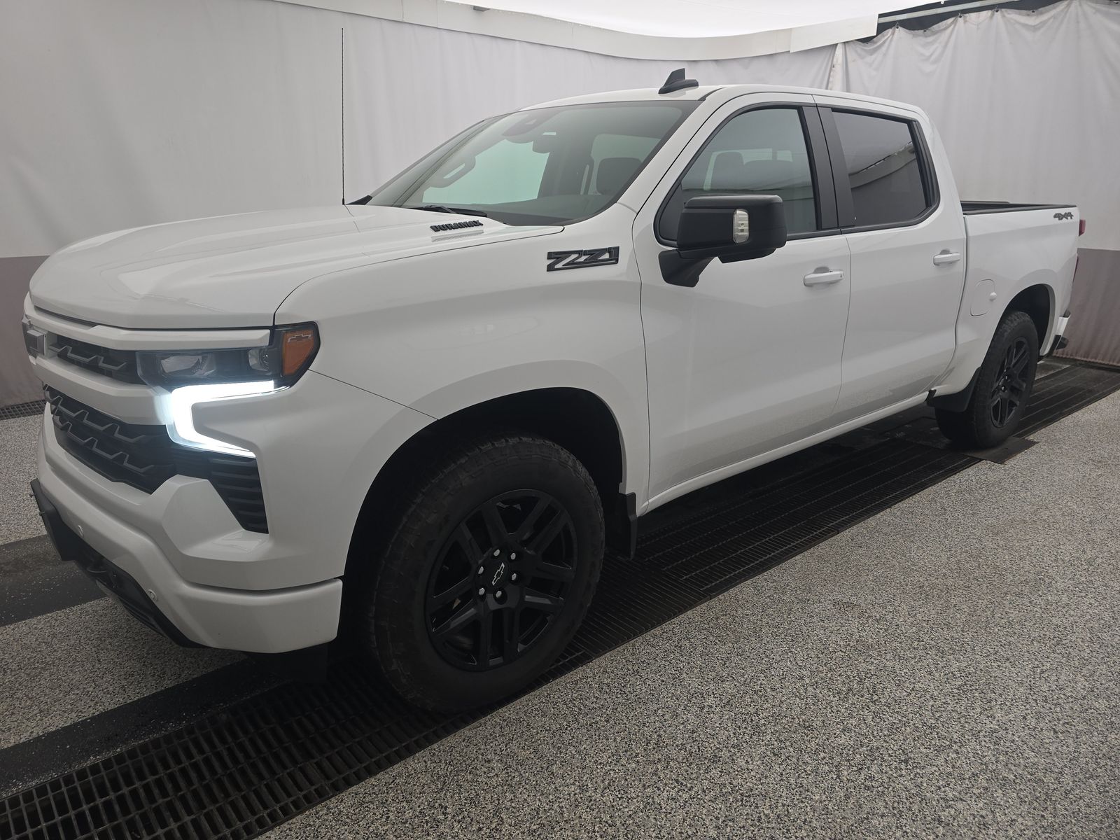 2025 Chevrolet Silverado 1500 RST AWD