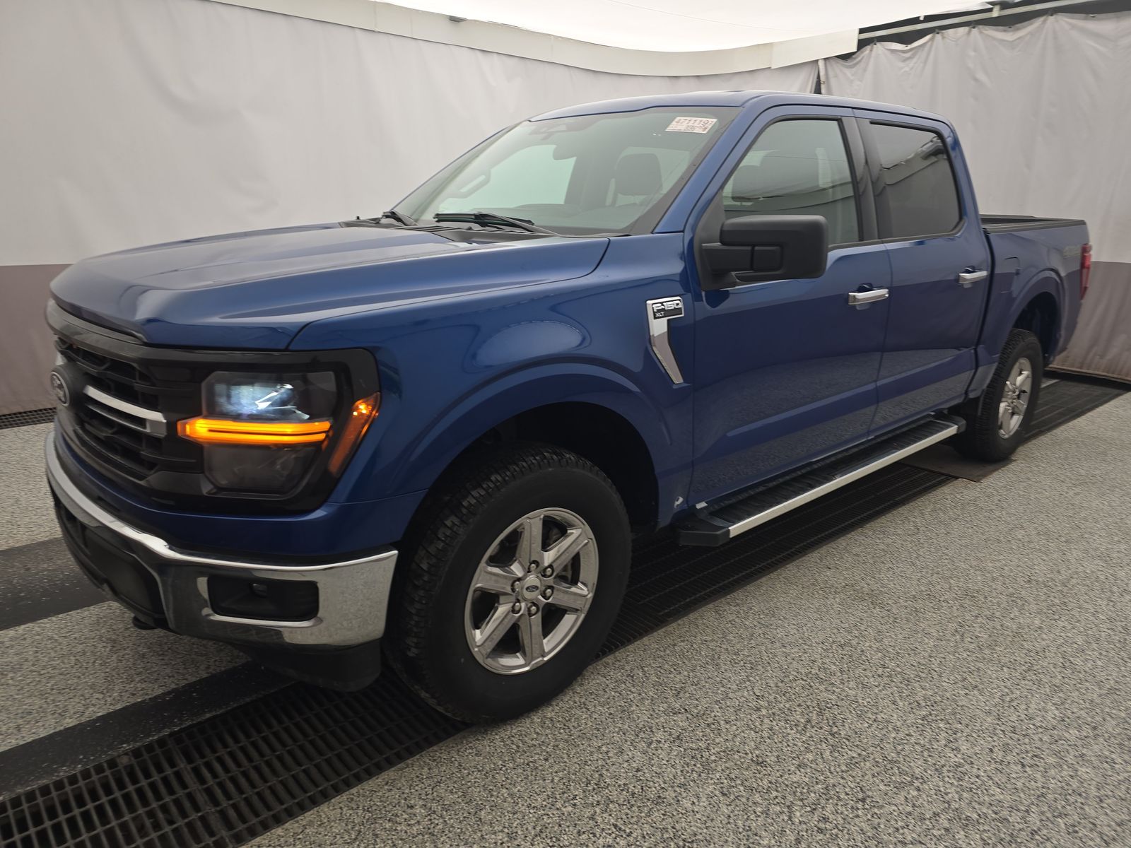 2025 Ford F-150 XLT AWD