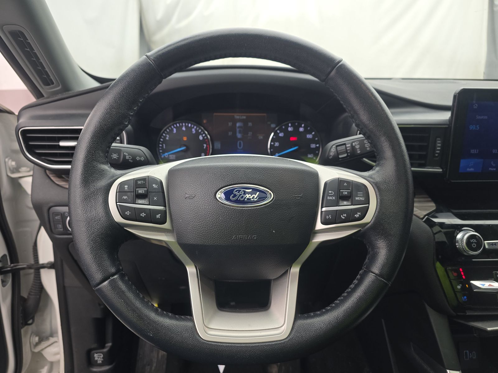 2022 Ford Explorer Hybrid Limited AWD