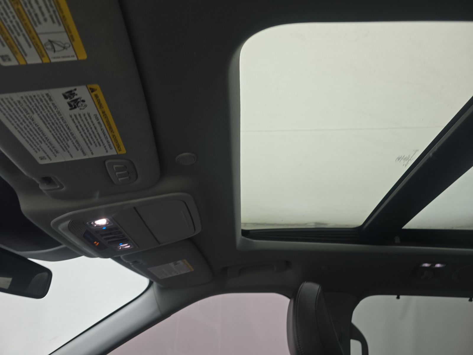 2022 Ford Explorer Hybrid Limited AWD