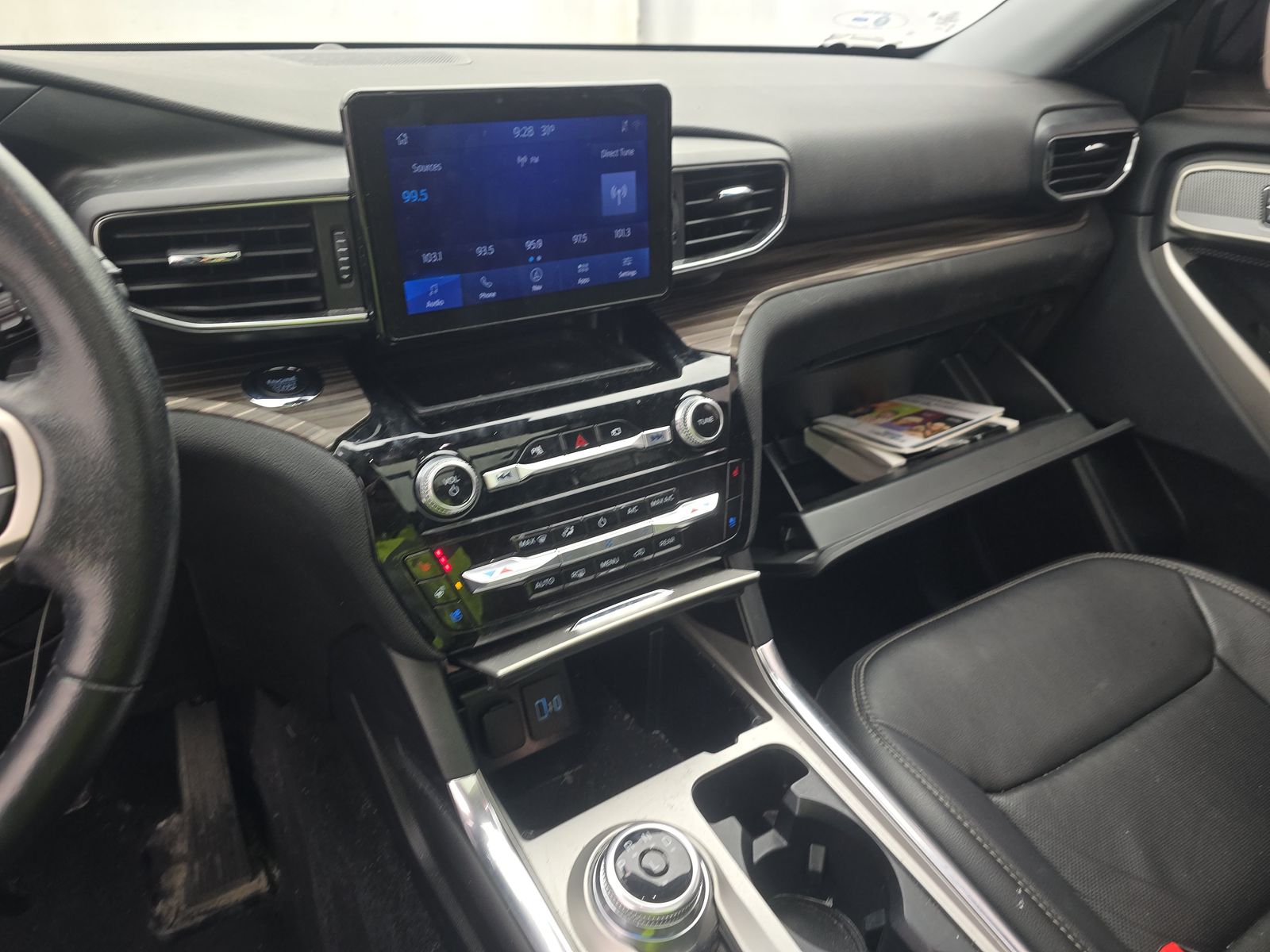 2022 Ford Explorer Hybrid Limited AWD