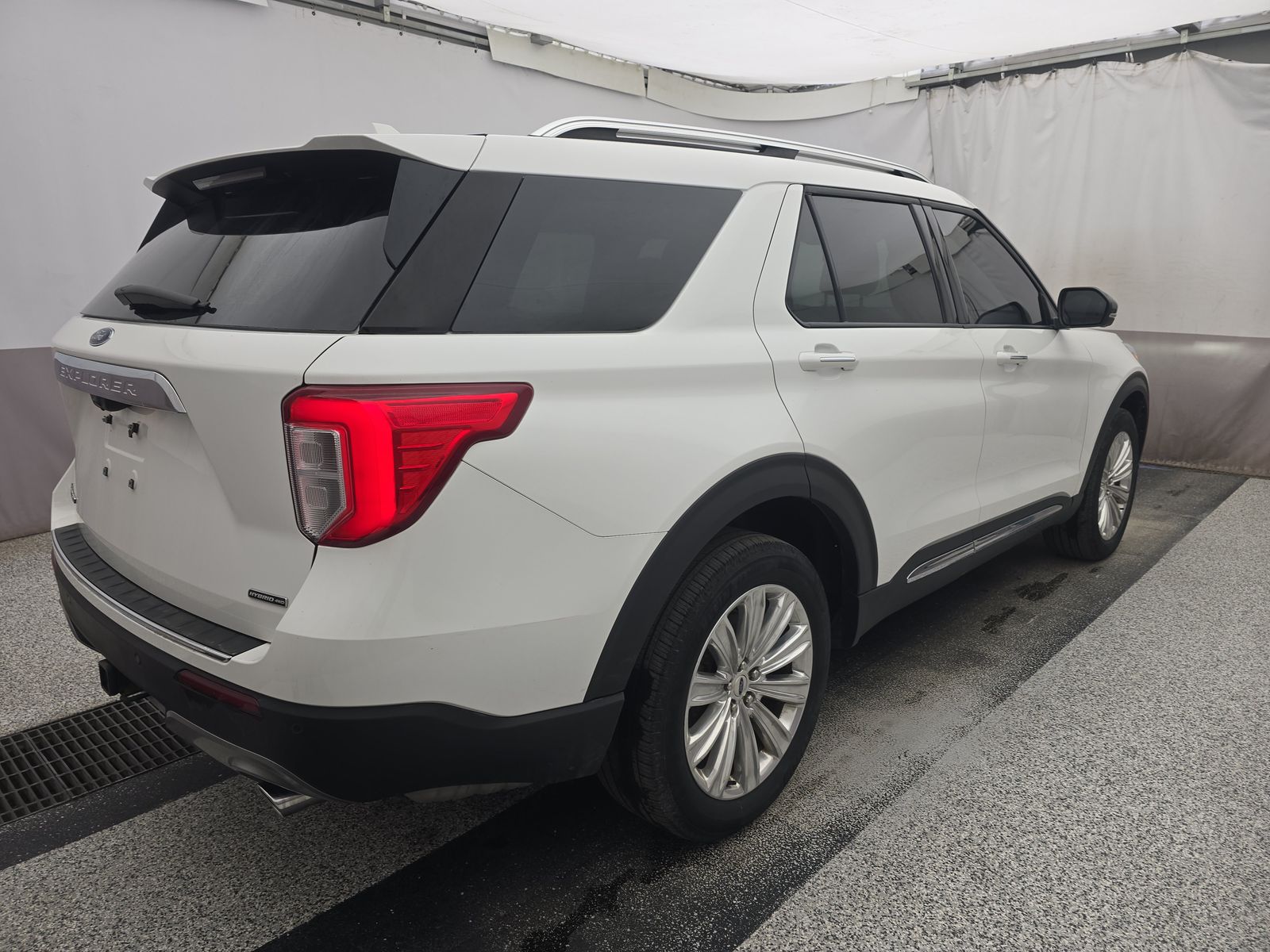 2022 Ford Explorer Hybrid Limited AWD