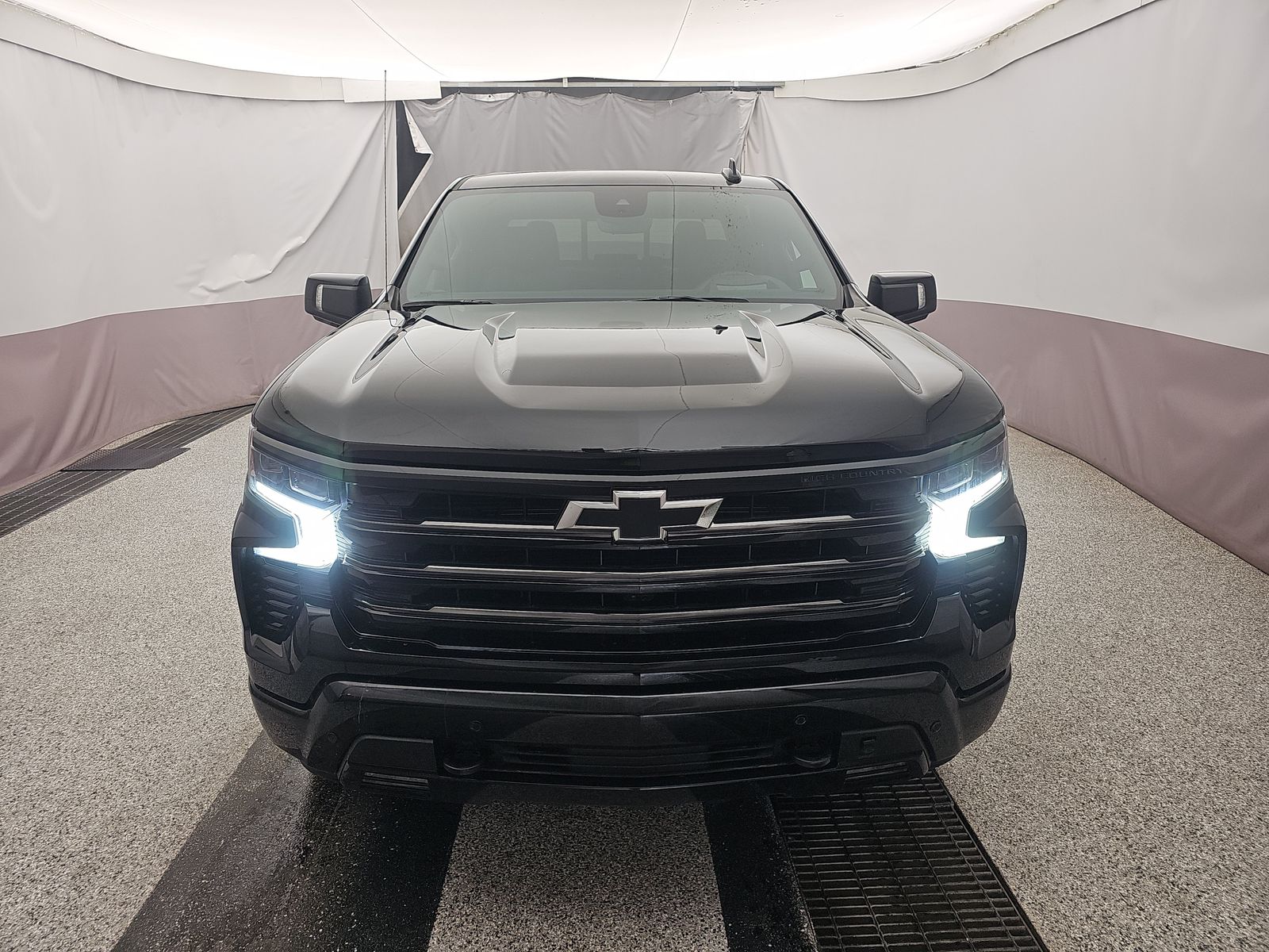 2025 Chevrolet Silverado 1500 High Country AWD