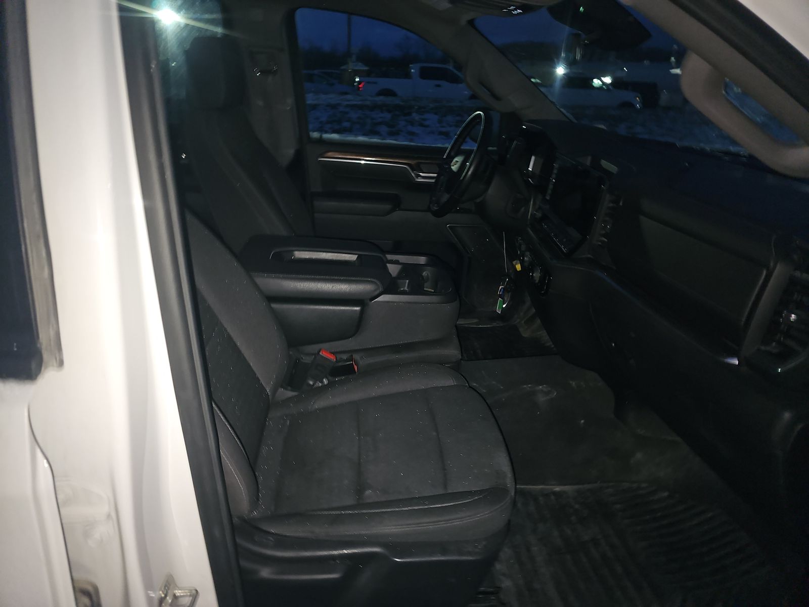 2025 Chevrolet Silverado 1500 LT AWD