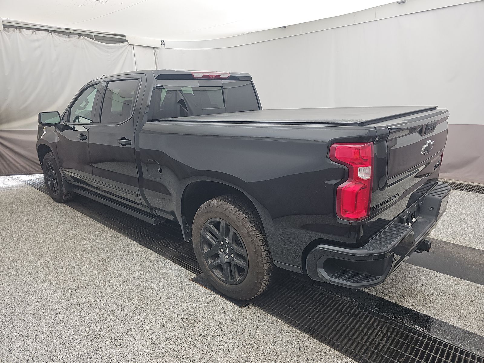 2025 Chevrolet Silverado 1500 High Country AWD