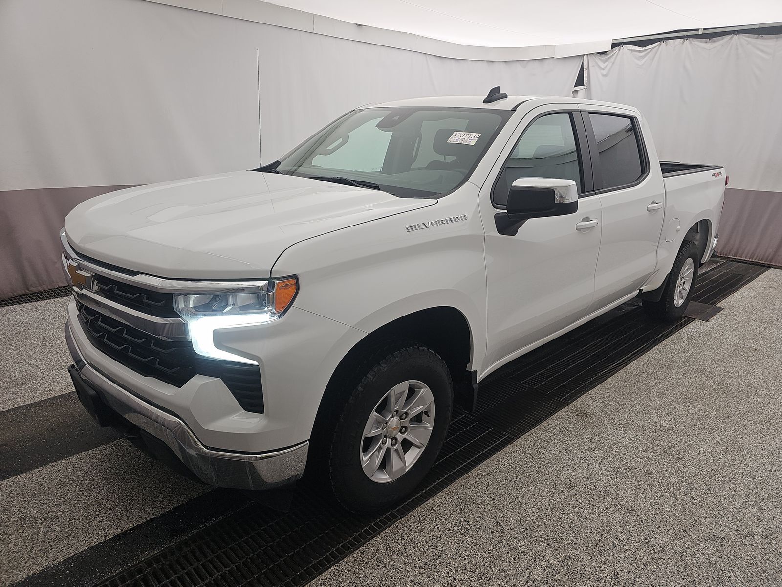 2025 Chevrolet Silverado 1500 LT AWD