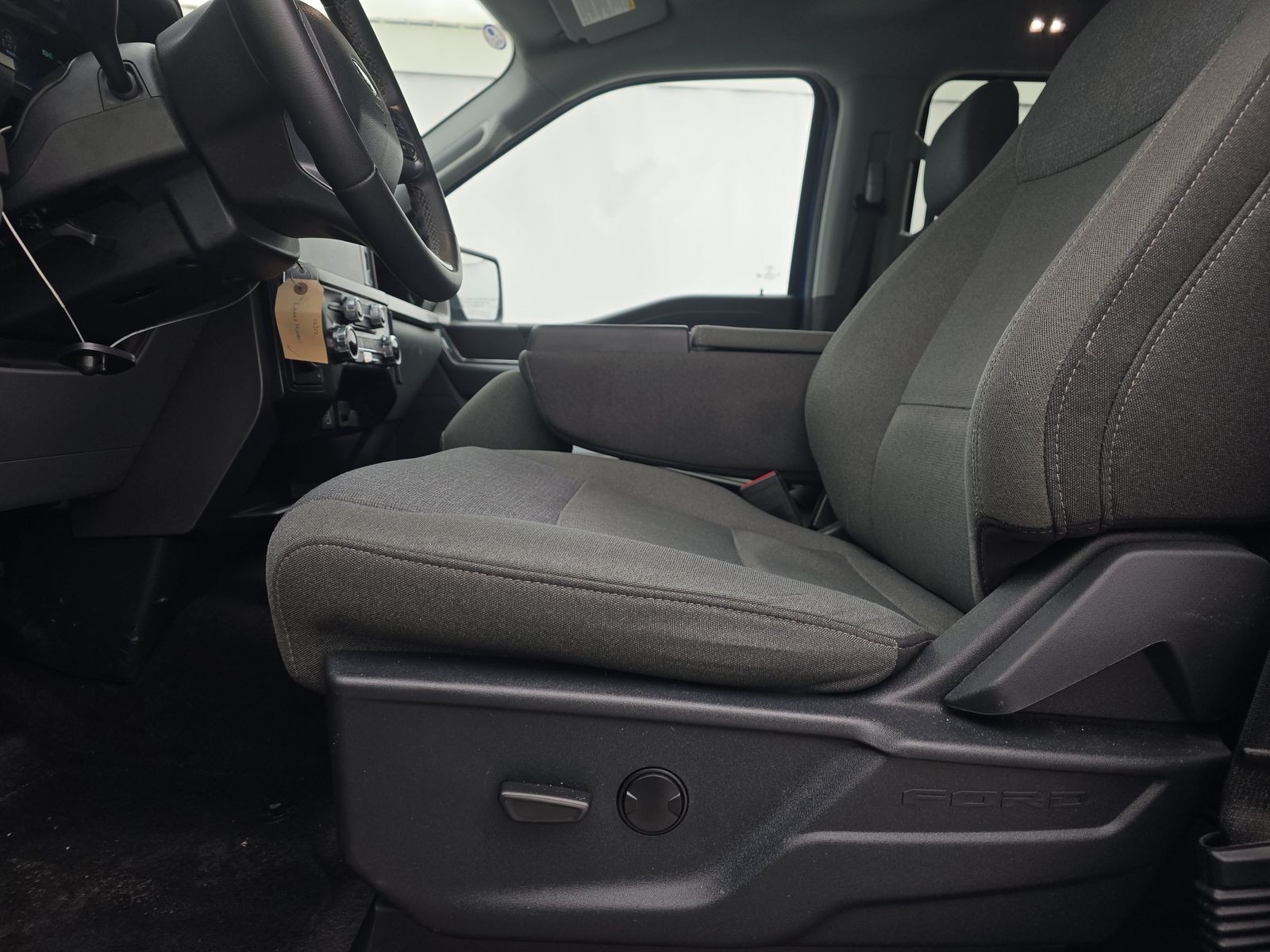 2025 Ford F-150 XLT AWD