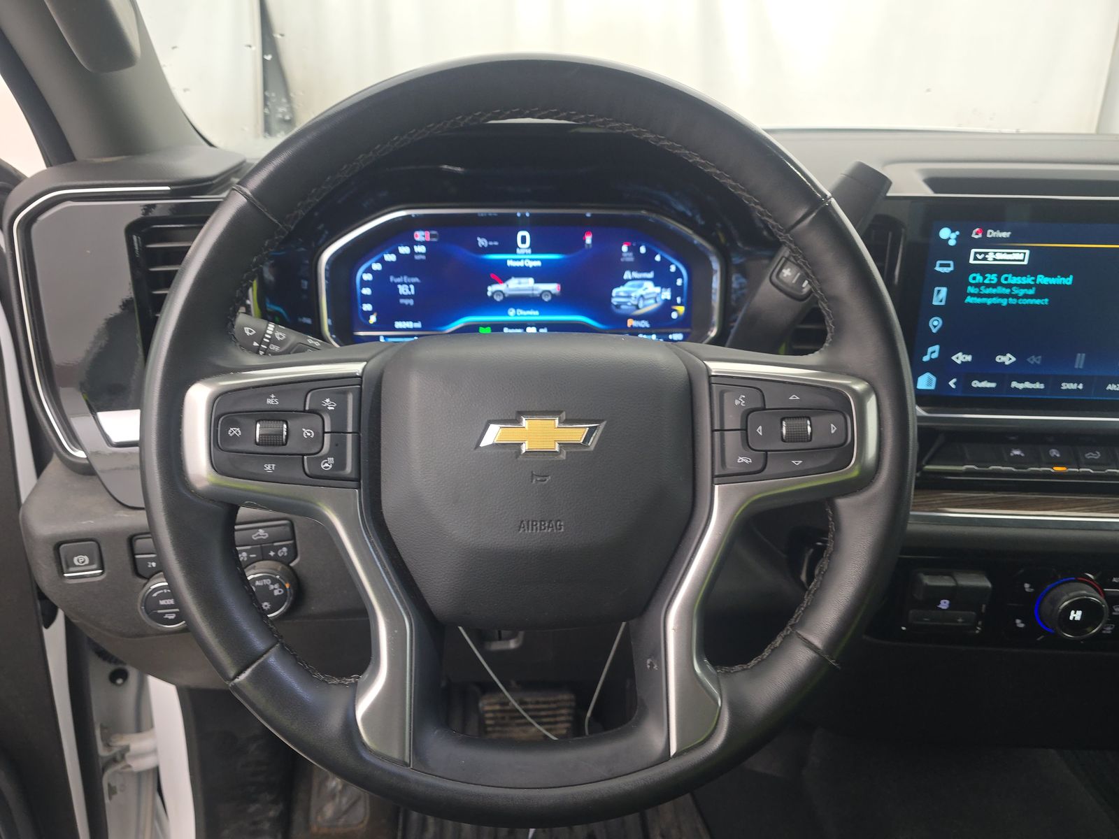2025 Chevrolet Silverado 1500 LT AWD