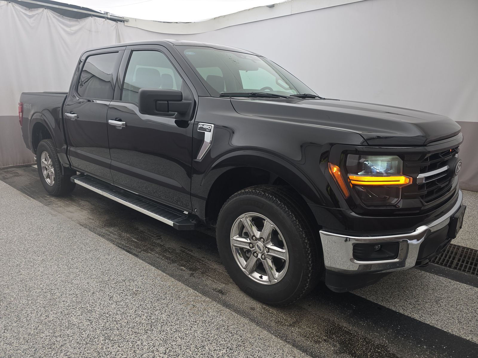 2025 Ford F-150 XLT AWD