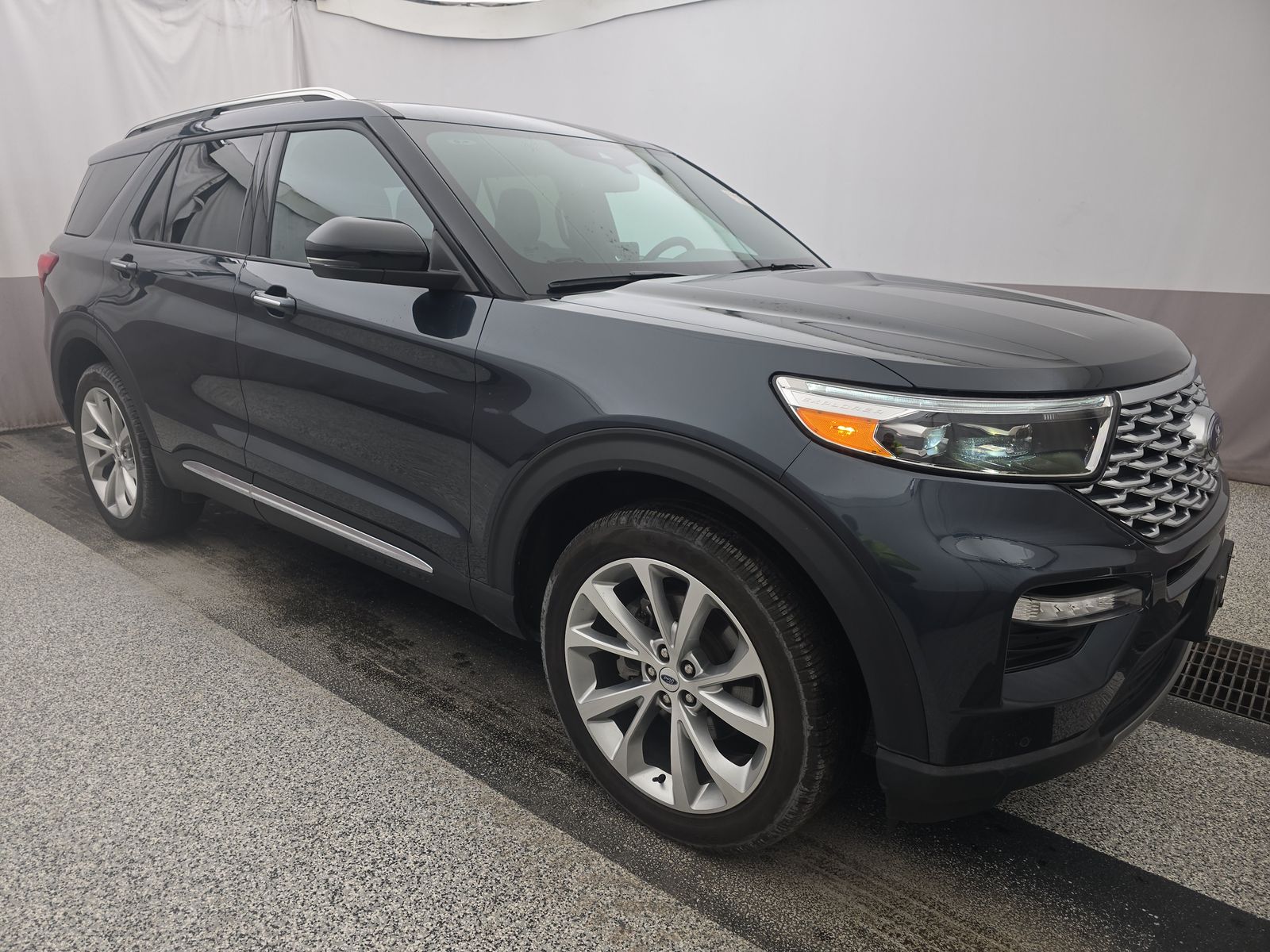 2023 Ford Explorer Platinum AWD