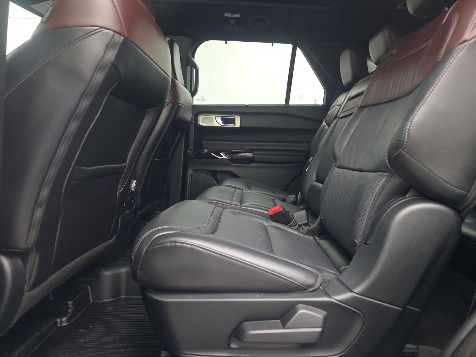 2023 Ford Explorer Platinum AWD