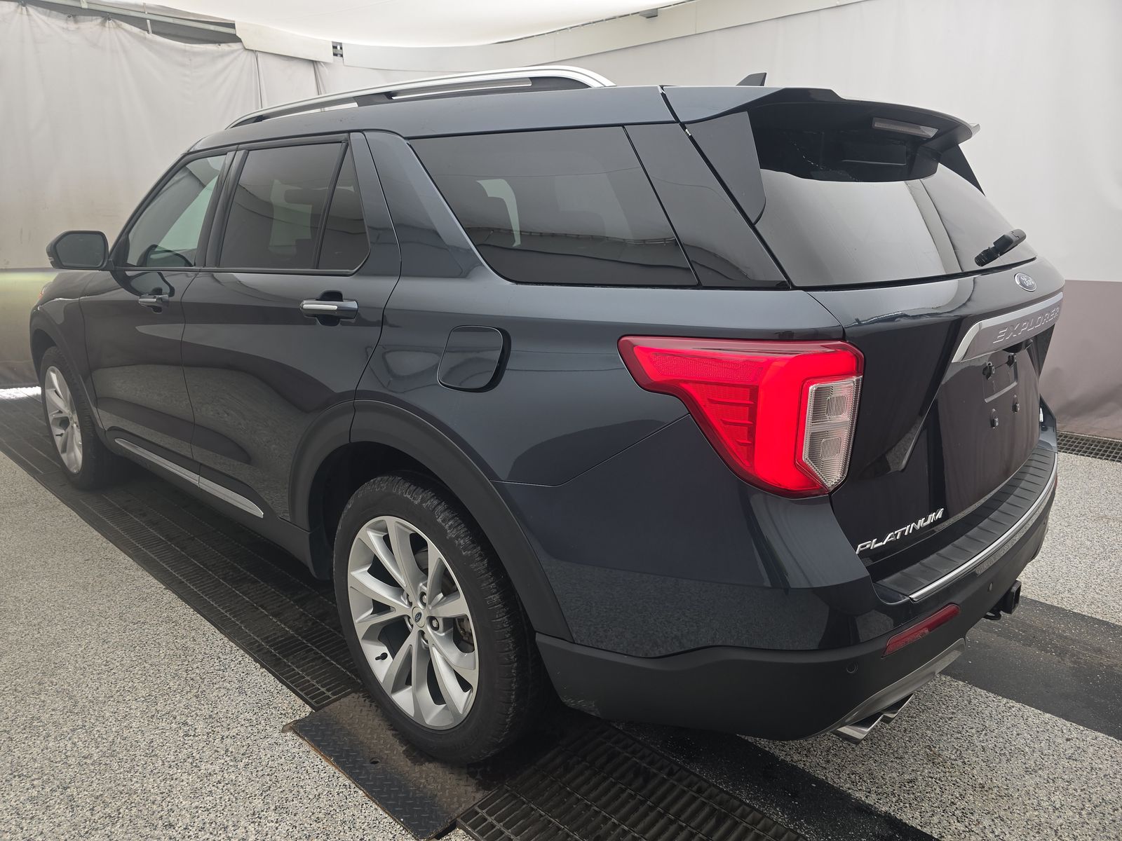 2023 Ford Explorer Platinum AWD