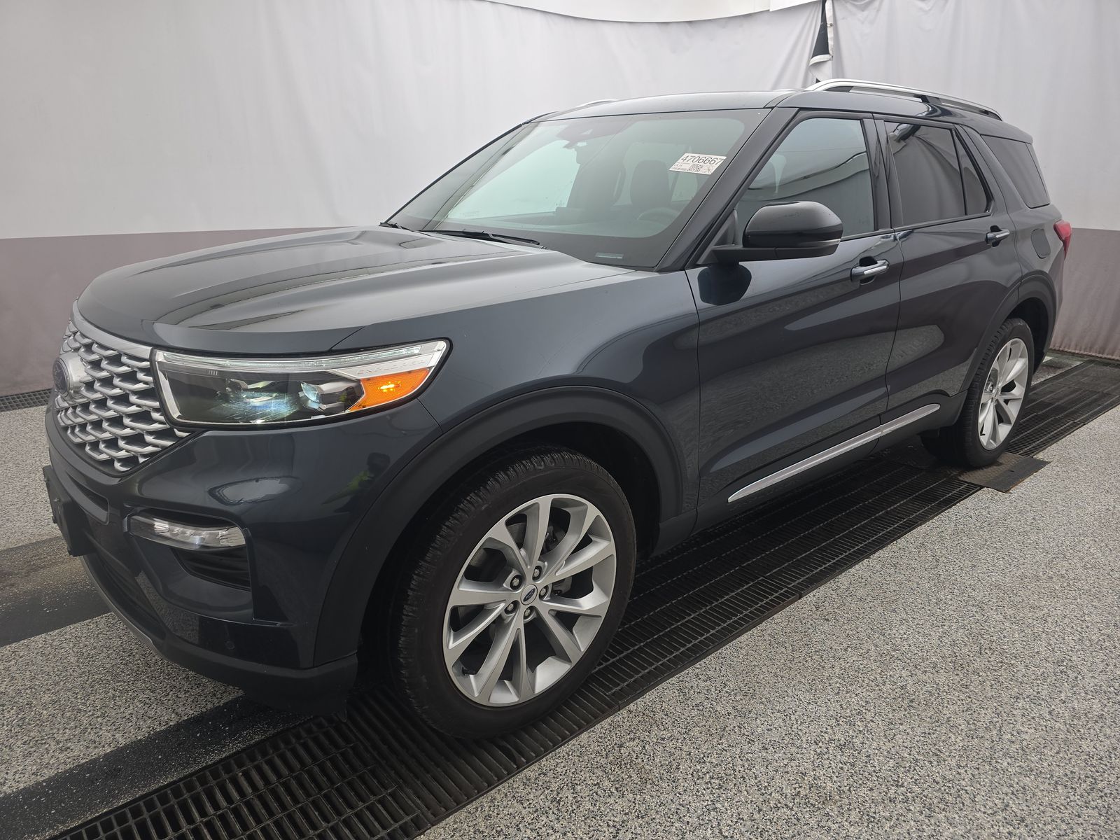 2023 Ford Explorer Platinum AWD