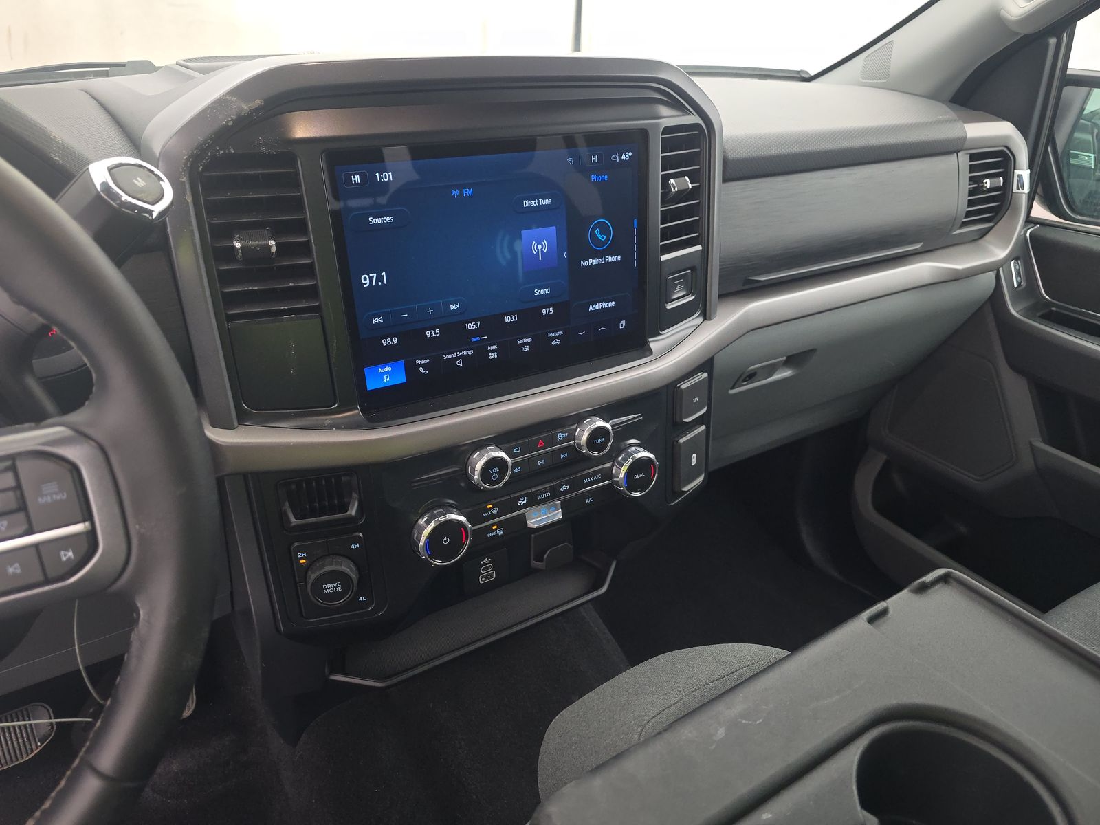 2025 Ford F-150 XLT AWD