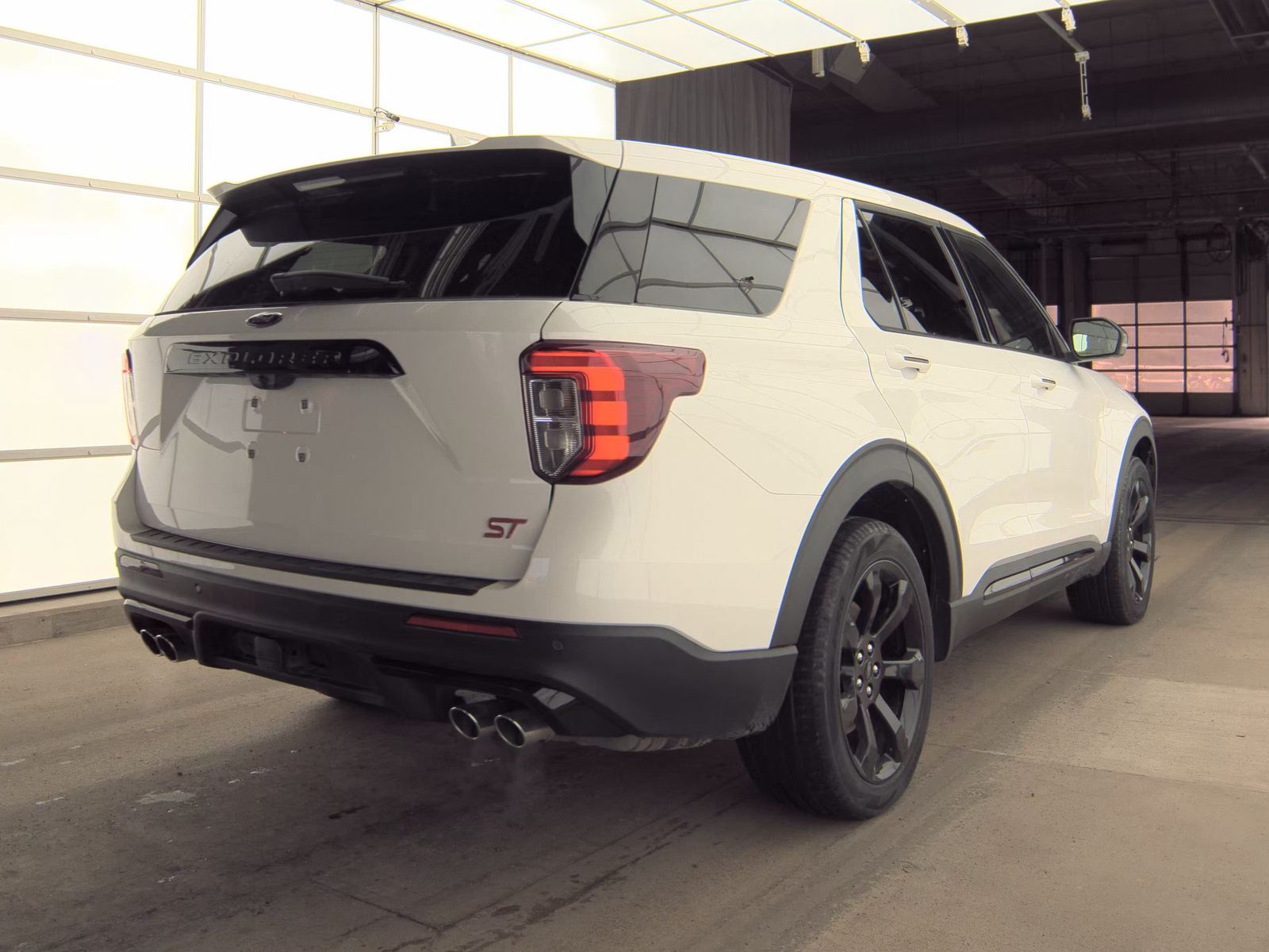 2022 Ford Explorer ST AWD