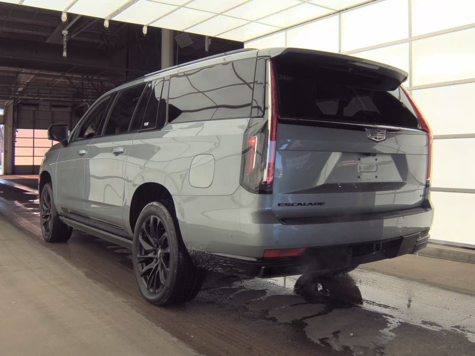 2024 Cadillac Escalade ESV Sport AWD