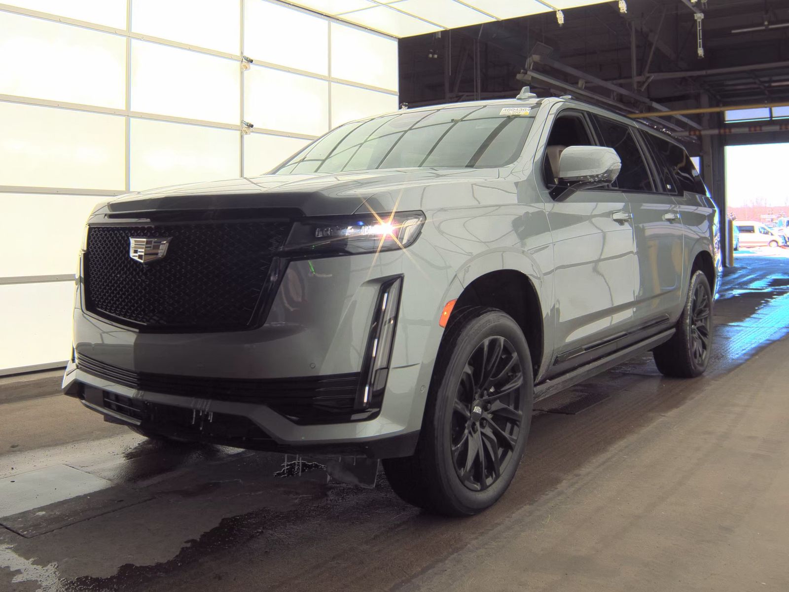 2024 Cadillac Escalade ESV Sport AWD