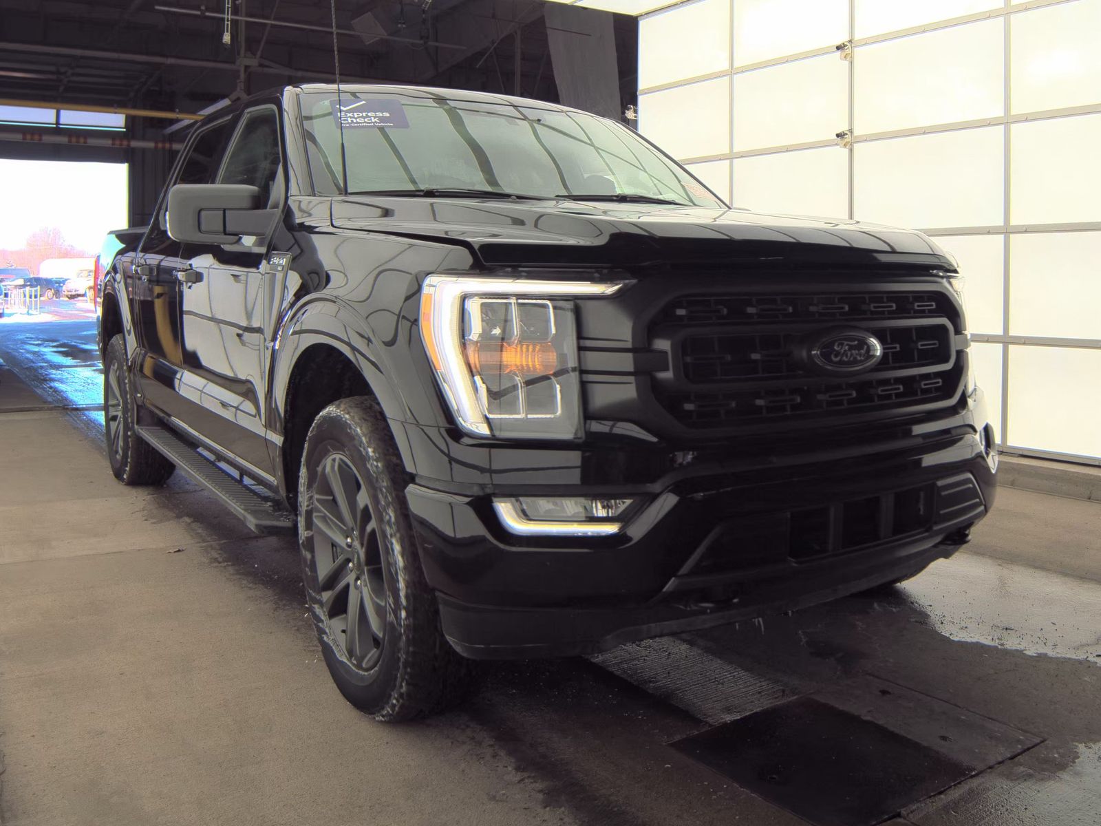 2023 Ford F-150 XLT AWD