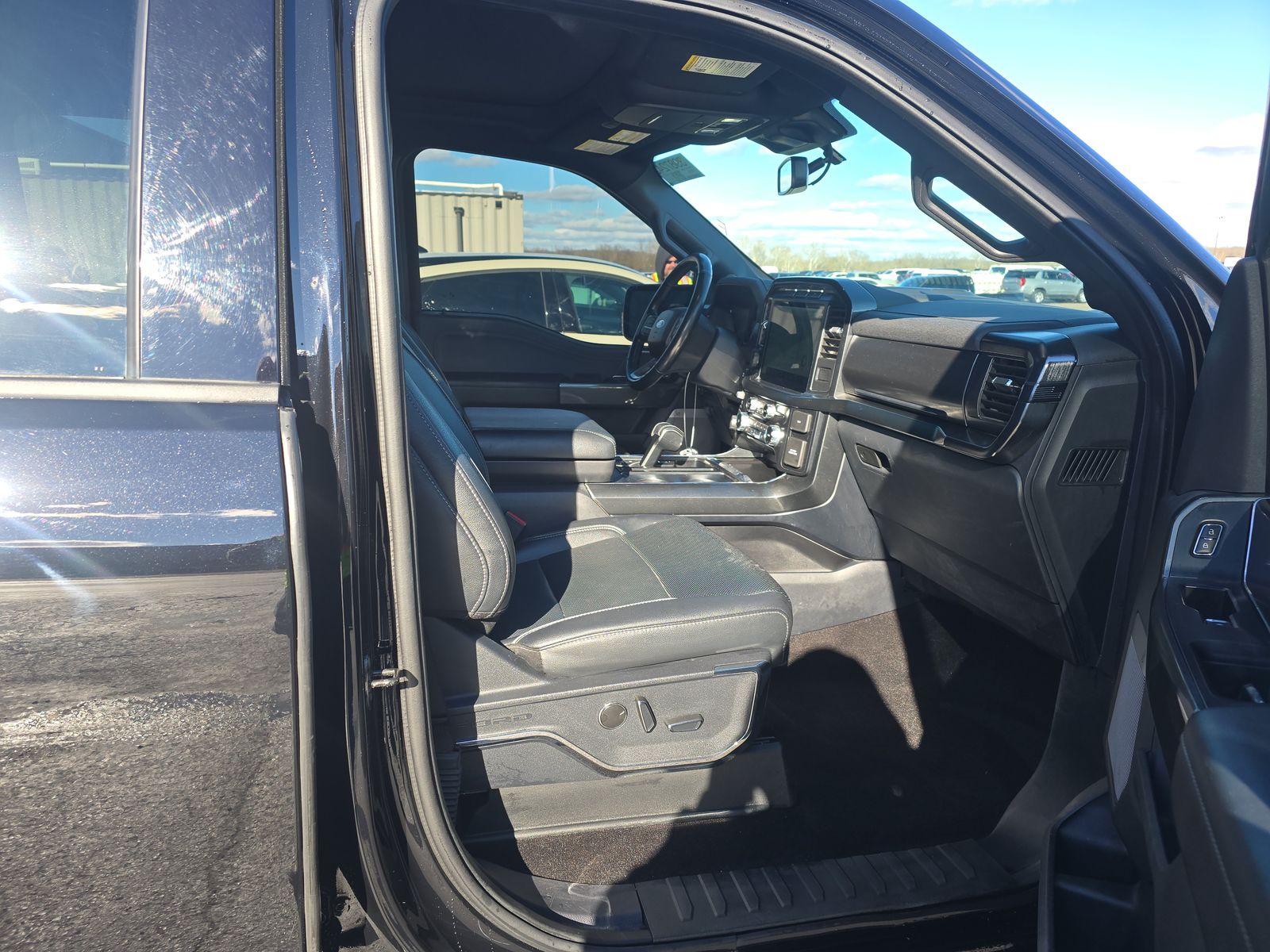 2022 Ford F-150 Lariat AWD