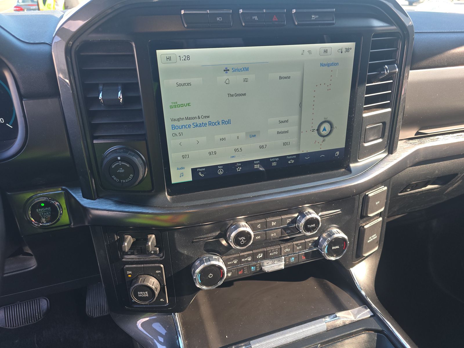 2022 Ford F-150 Lariat AWD