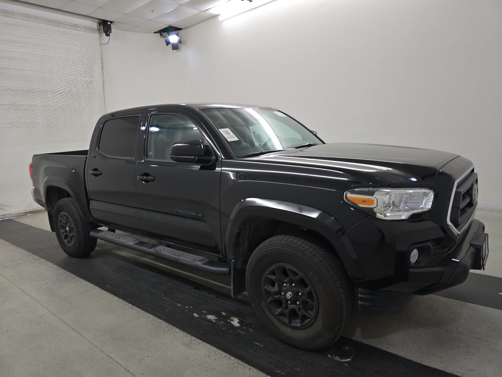 2022 Toyota Tacoma SR5 RWD