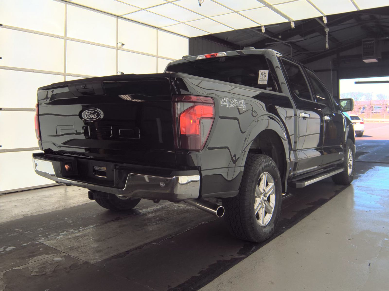 2025 Ford F-150 Hybrid XLT AWD