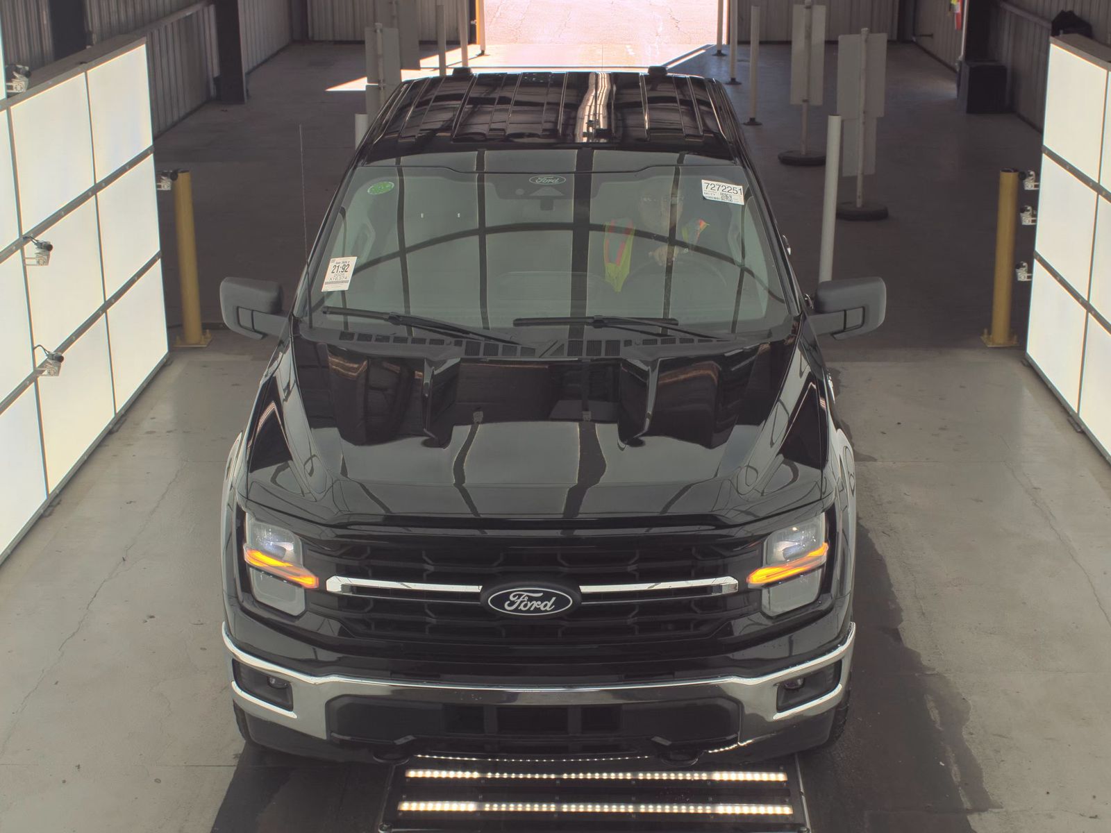 2025 Ford F-150 Hybrid XLT AWD