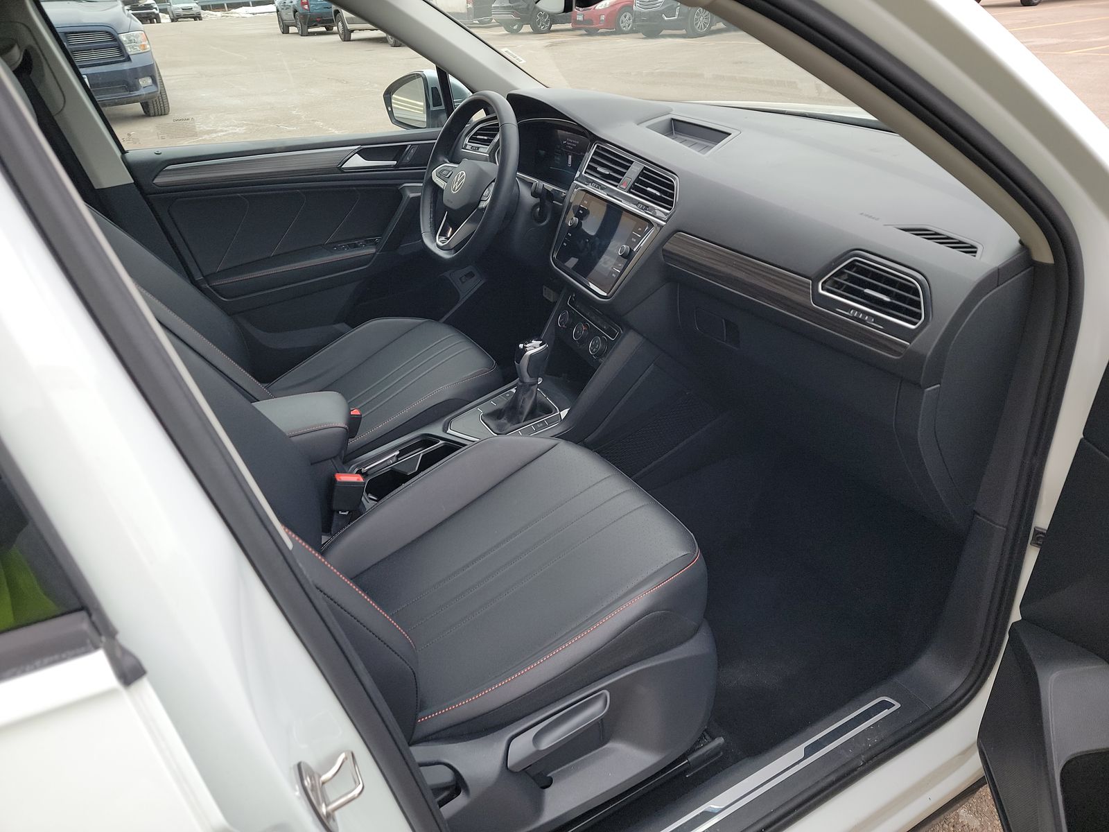 2024 Volkswagen Tiguan 2.0T Wolfsburg Edition FWD