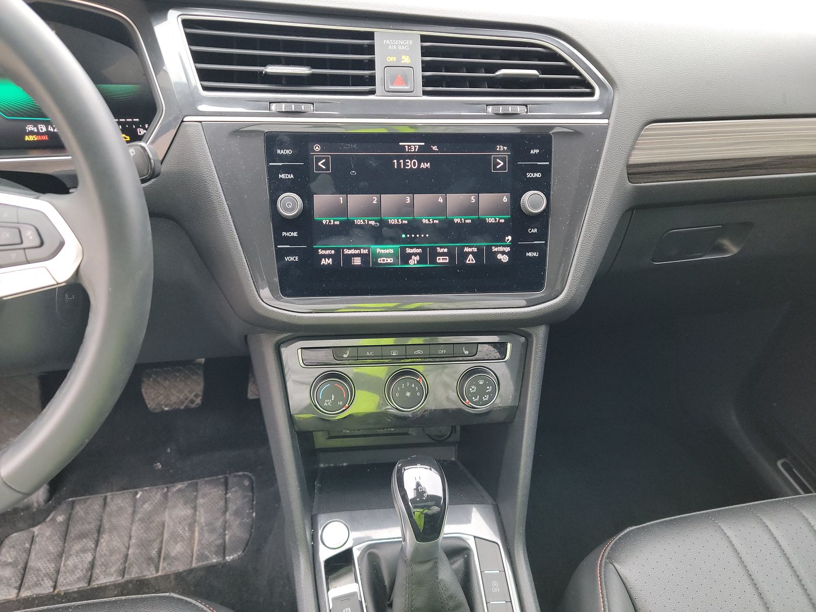 2024 Volkswagen Tiguan 2.0T Wolfsburg Edition FWD