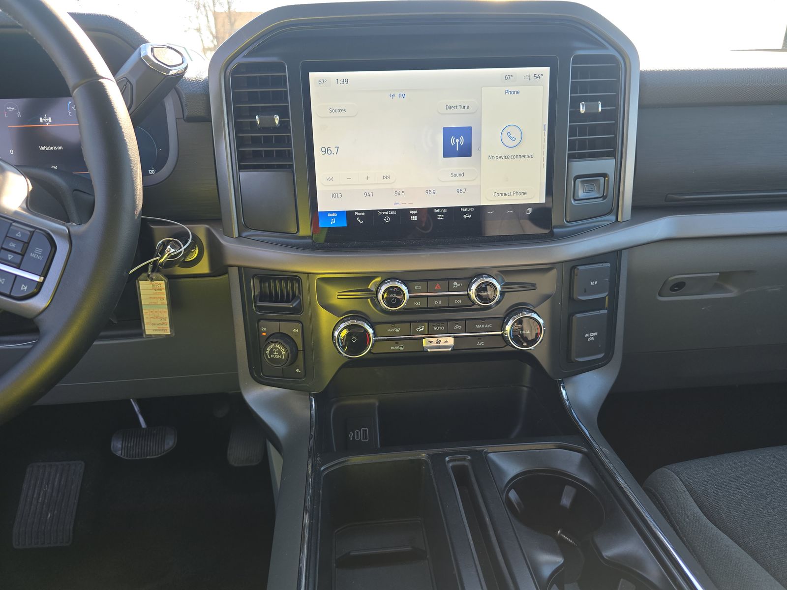 2025 Ford F-150 Hybrid XLT AWD