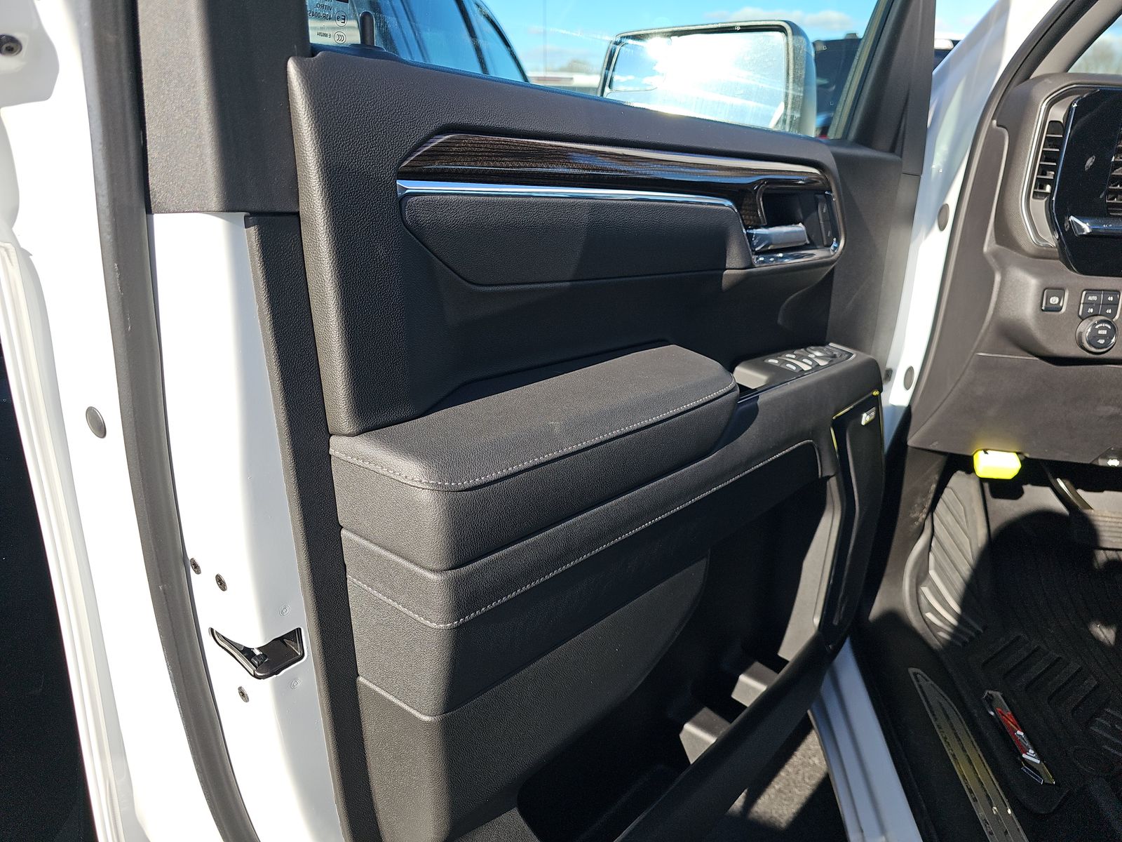 2025 Chevrolet Silverado 1500 LT Trail Boss AWD