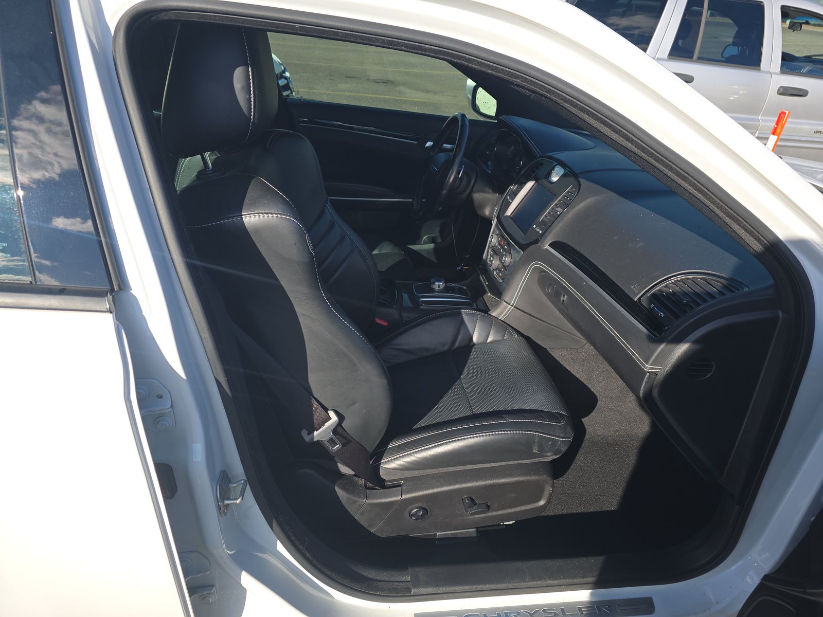 2023 Chrysler 300 C RWD