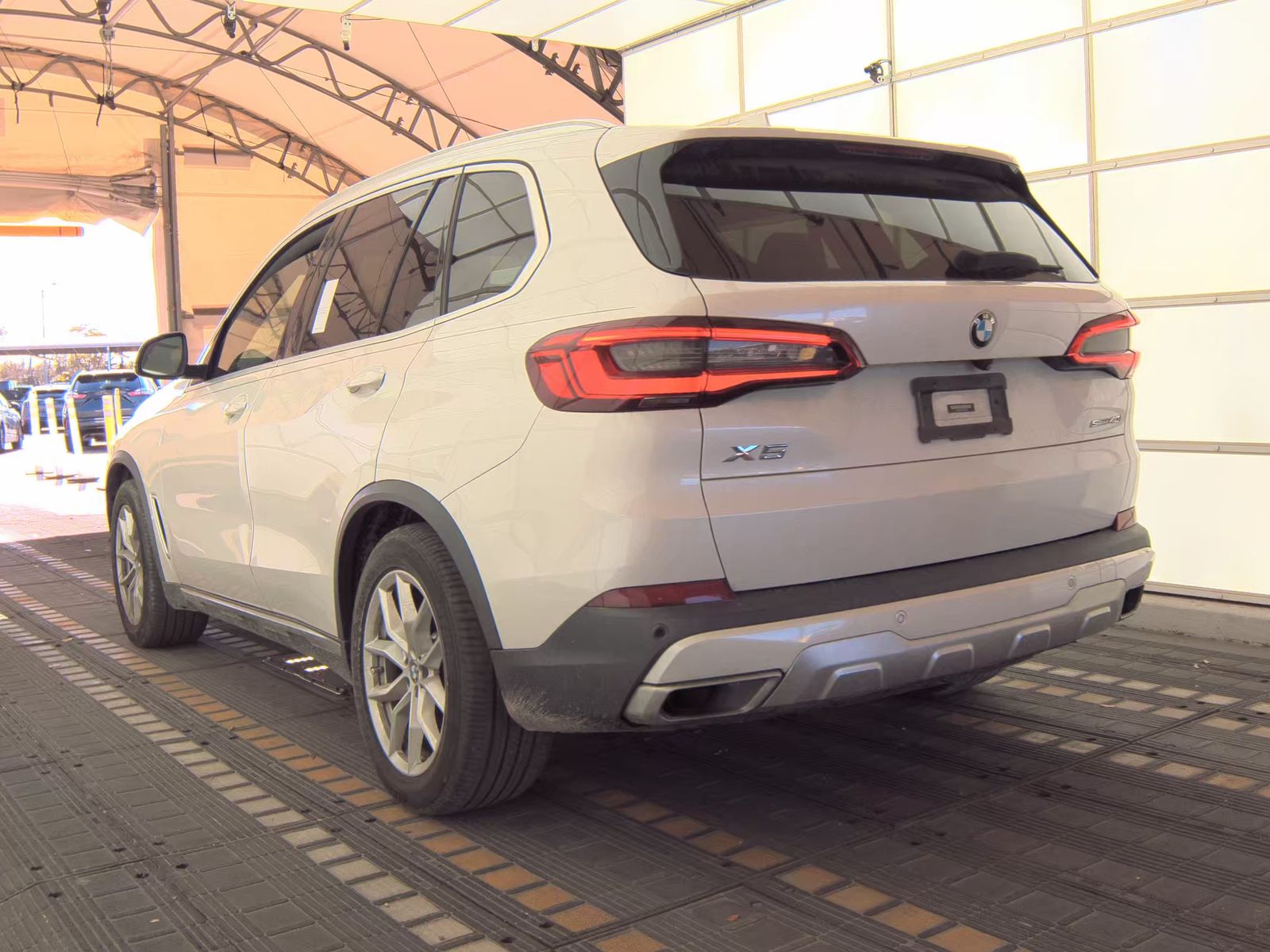 2020 BMW X5 sDrive40i RWD