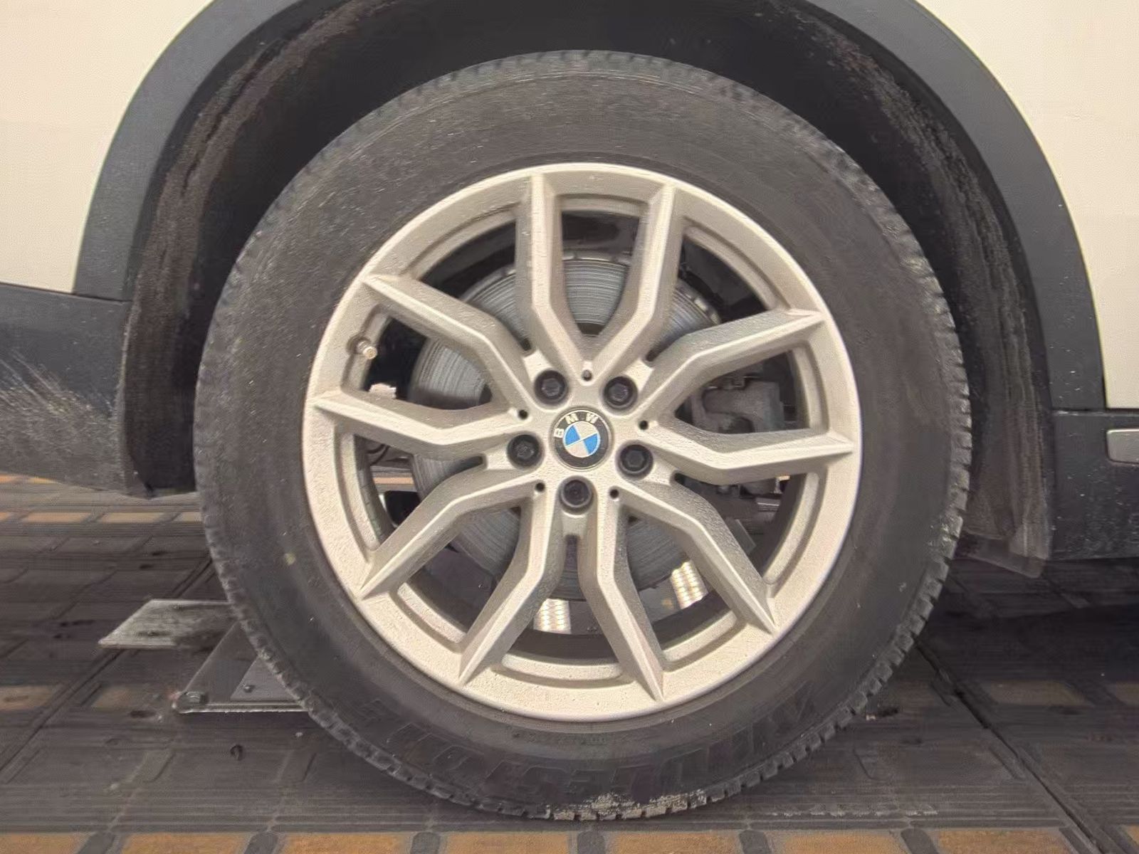 2020 BMW X5 sDrive40i RWD