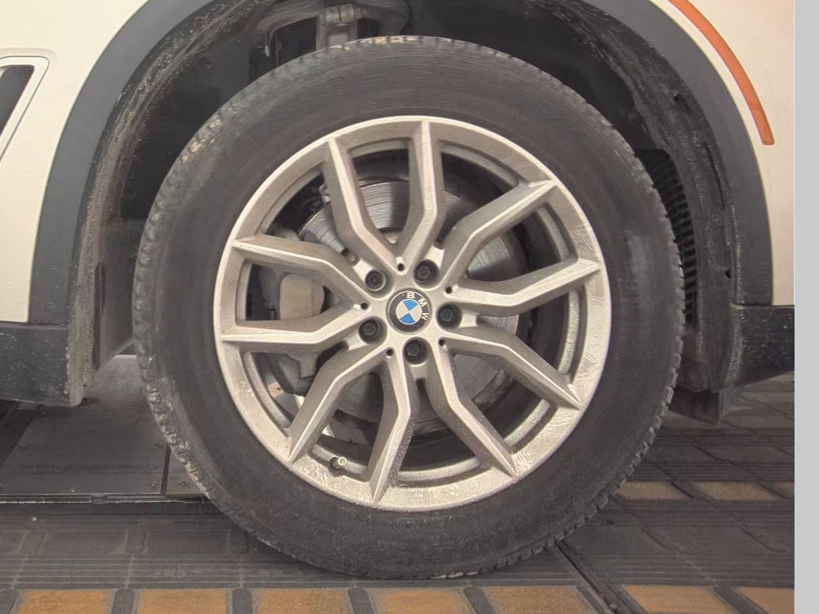 2020 BMW X5 sDrive40i RWD