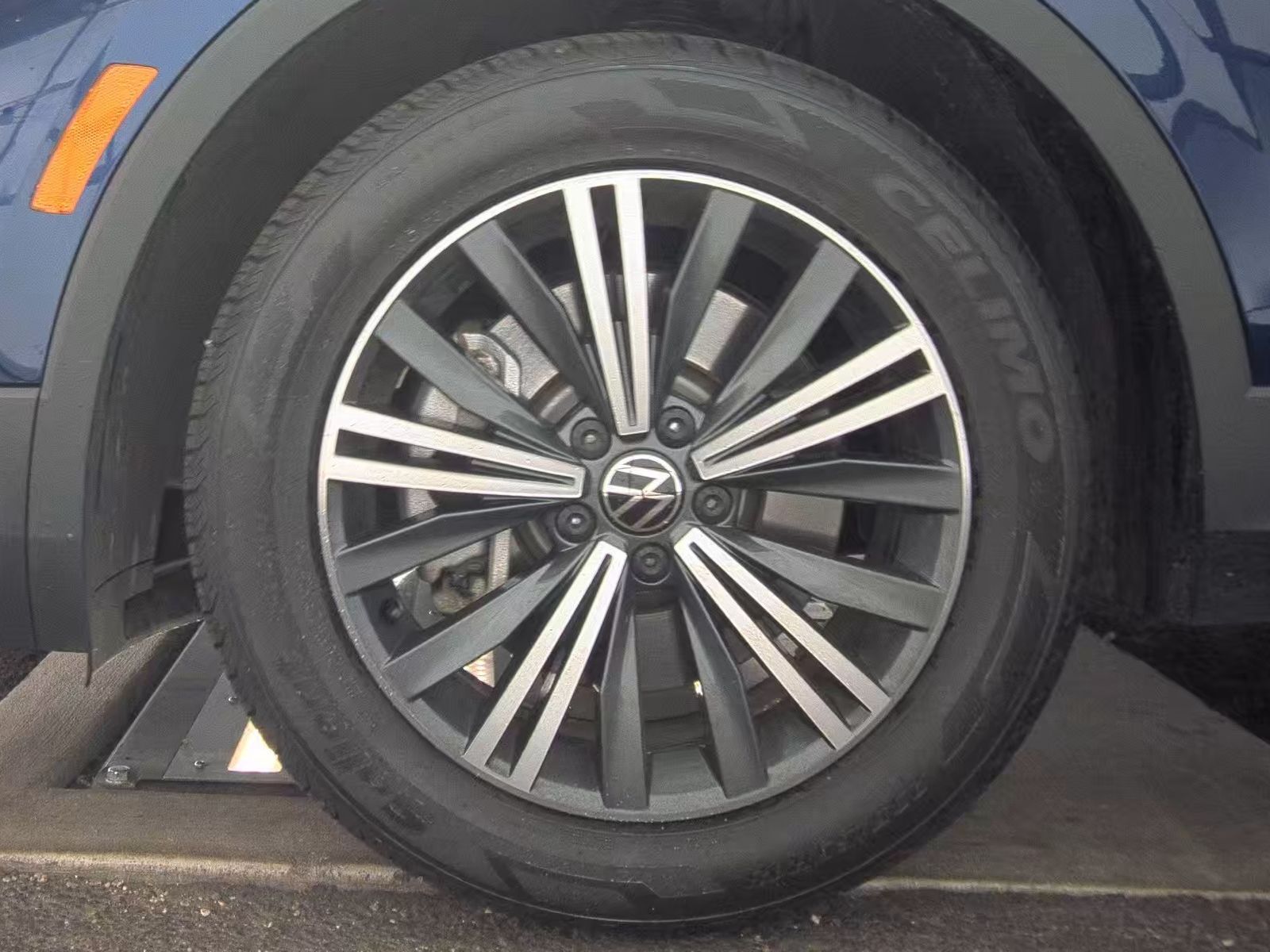 2024 Volkswagen Tiguan 2.0T Wolfsburg Edition FWD