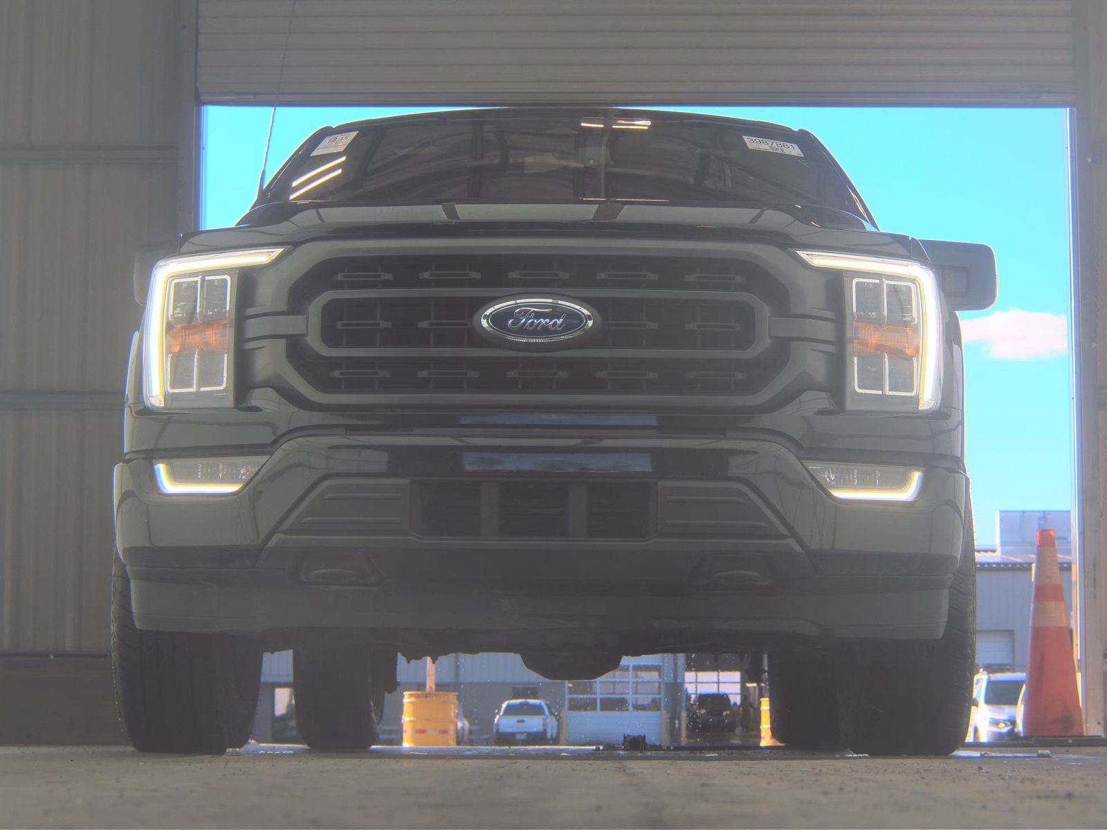 2023 Ford F-150 XLT AWD