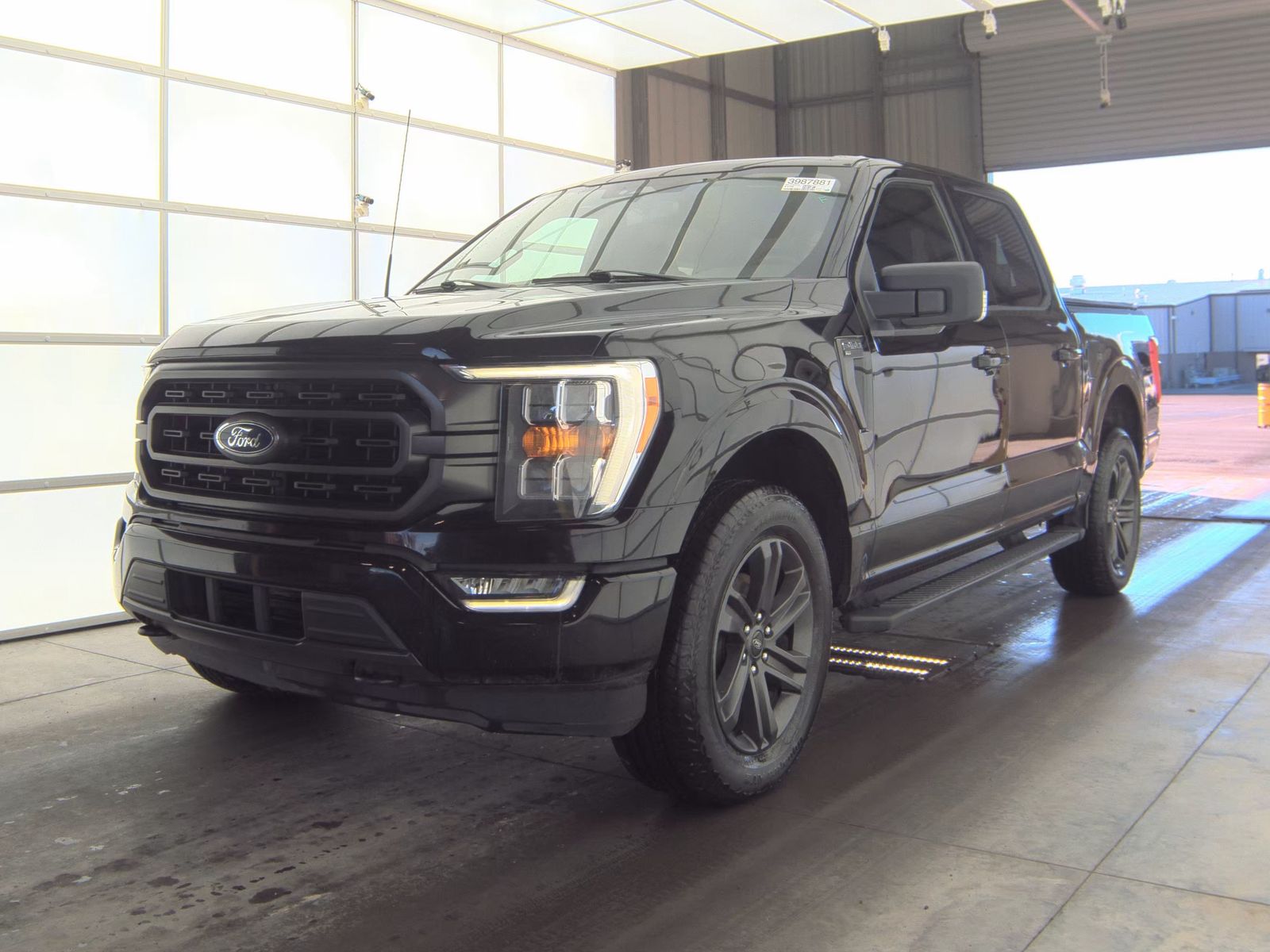 2023 Ford F-150 XLT AWD