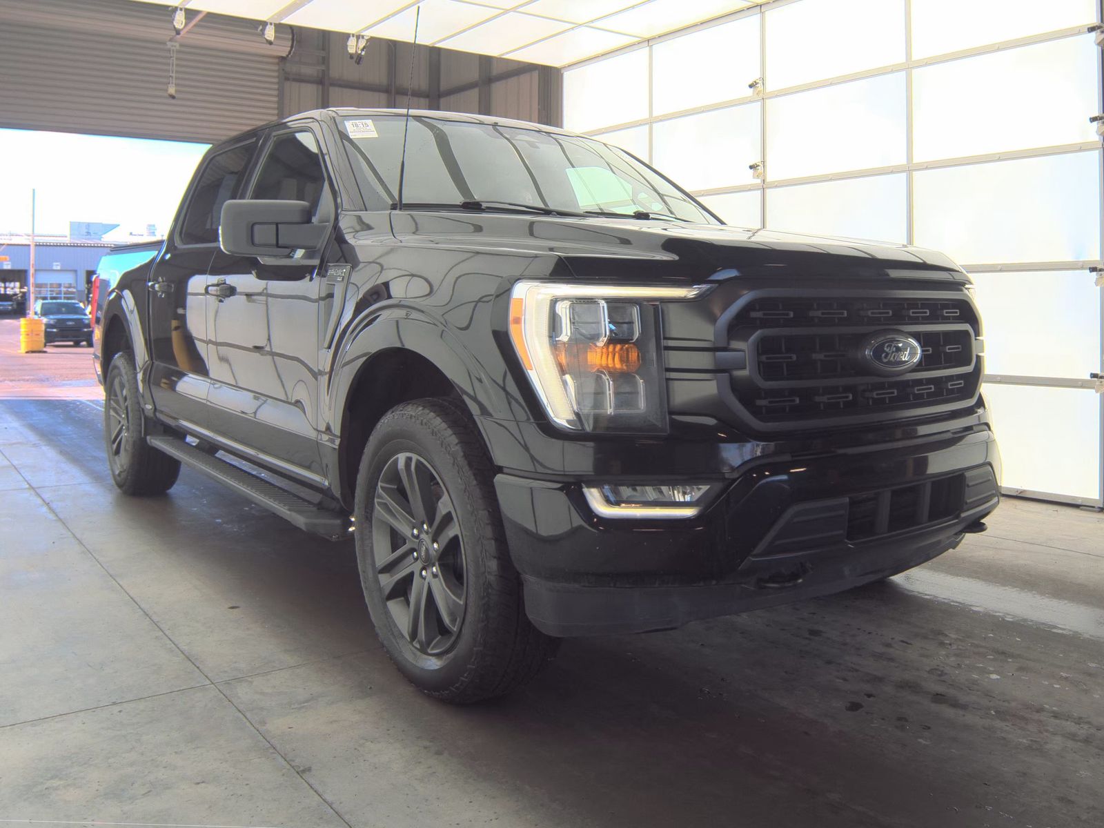 2023 Ford F-150 XLT AWD