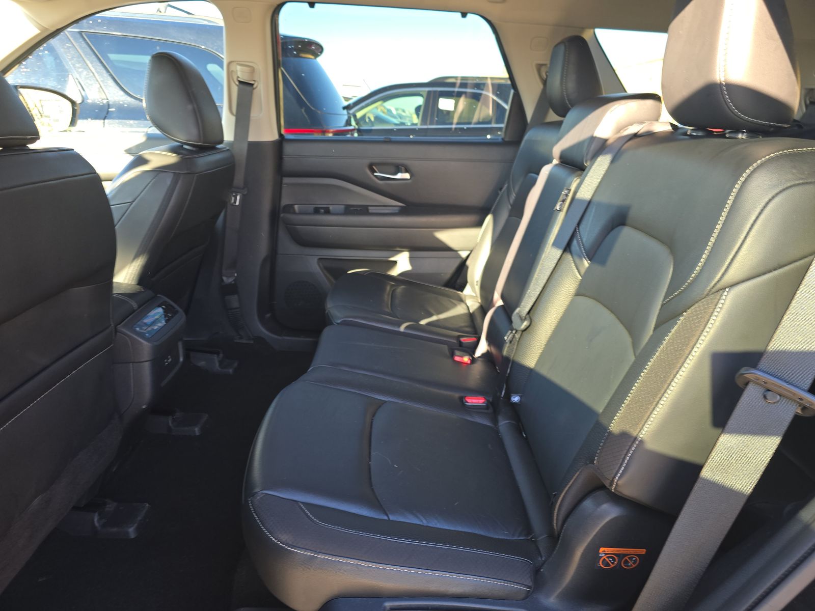 2023 Nissan Pathfinder SL AWD