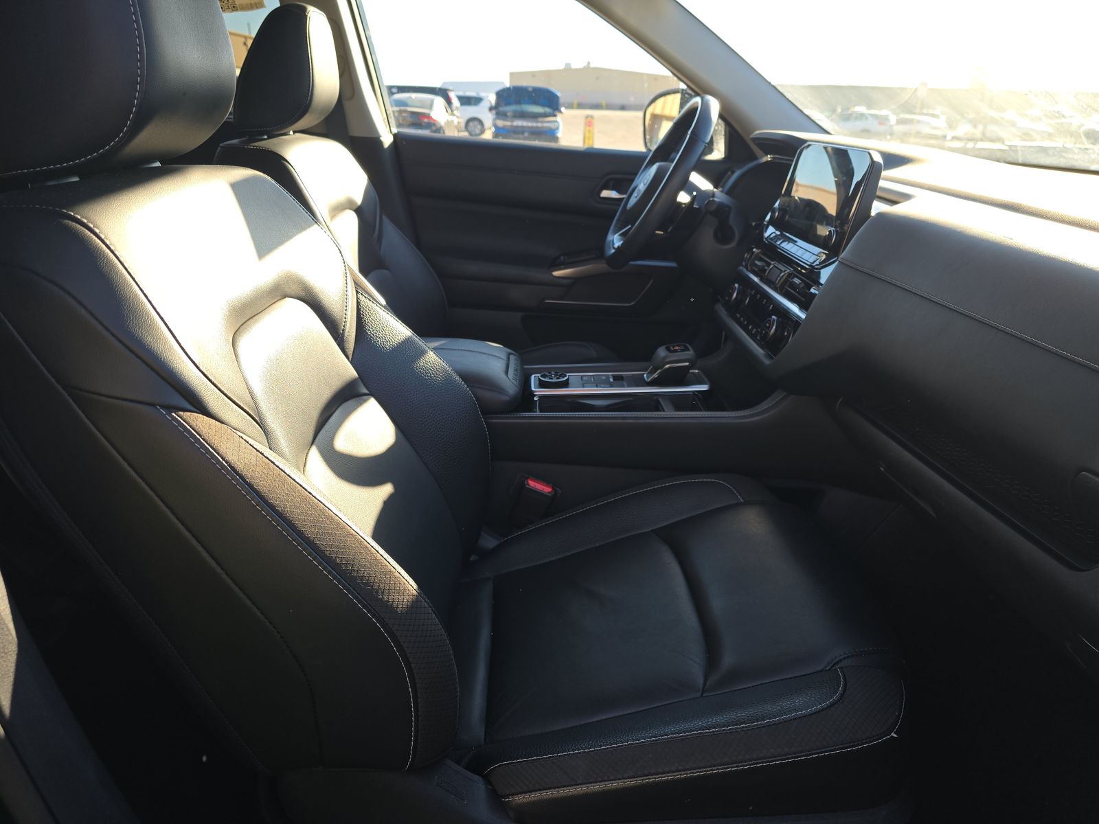 2023 Nissan Pathfinder SL AWD