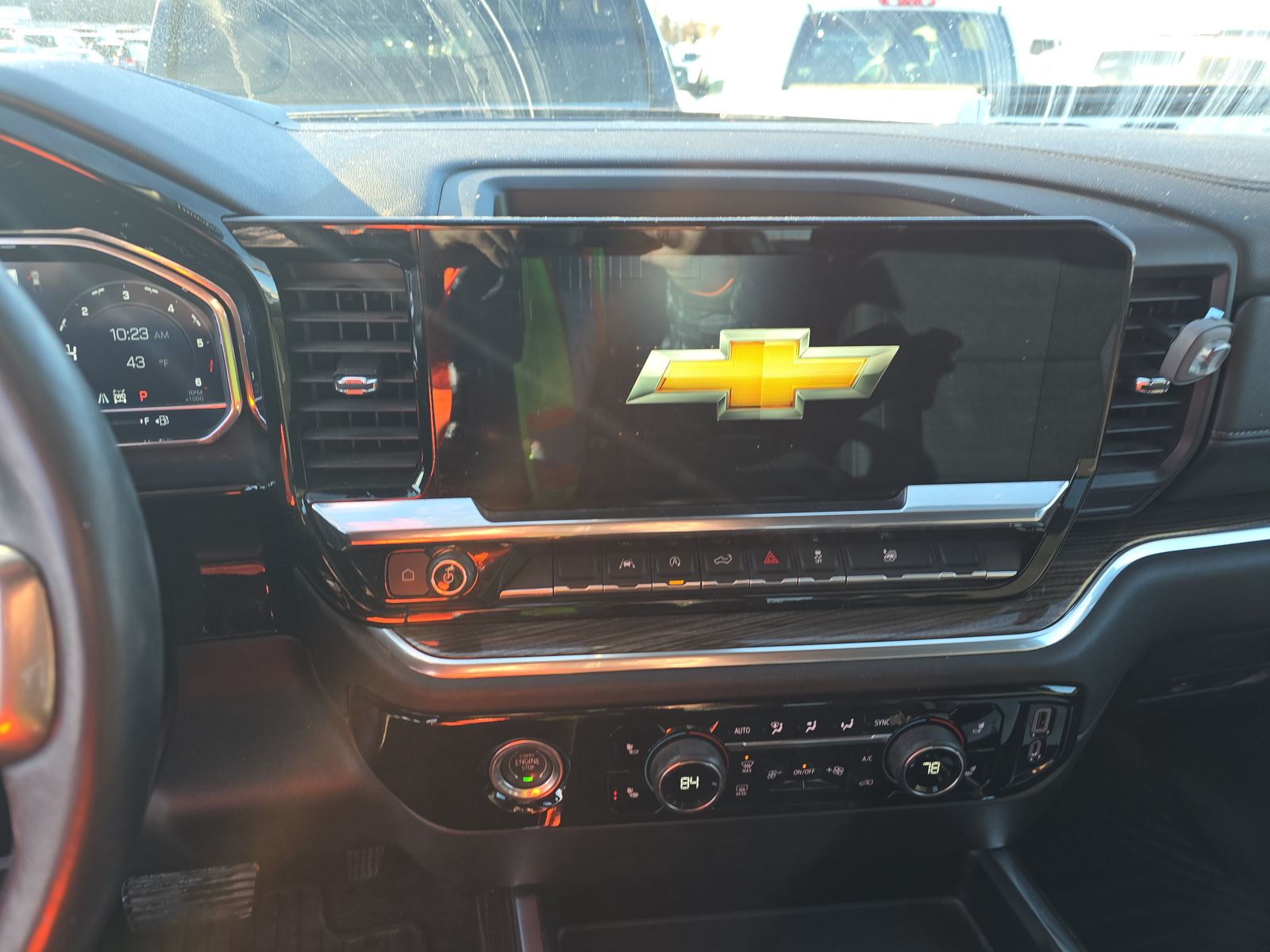 2023 Chevrolet Silverado 1500 RST AWD