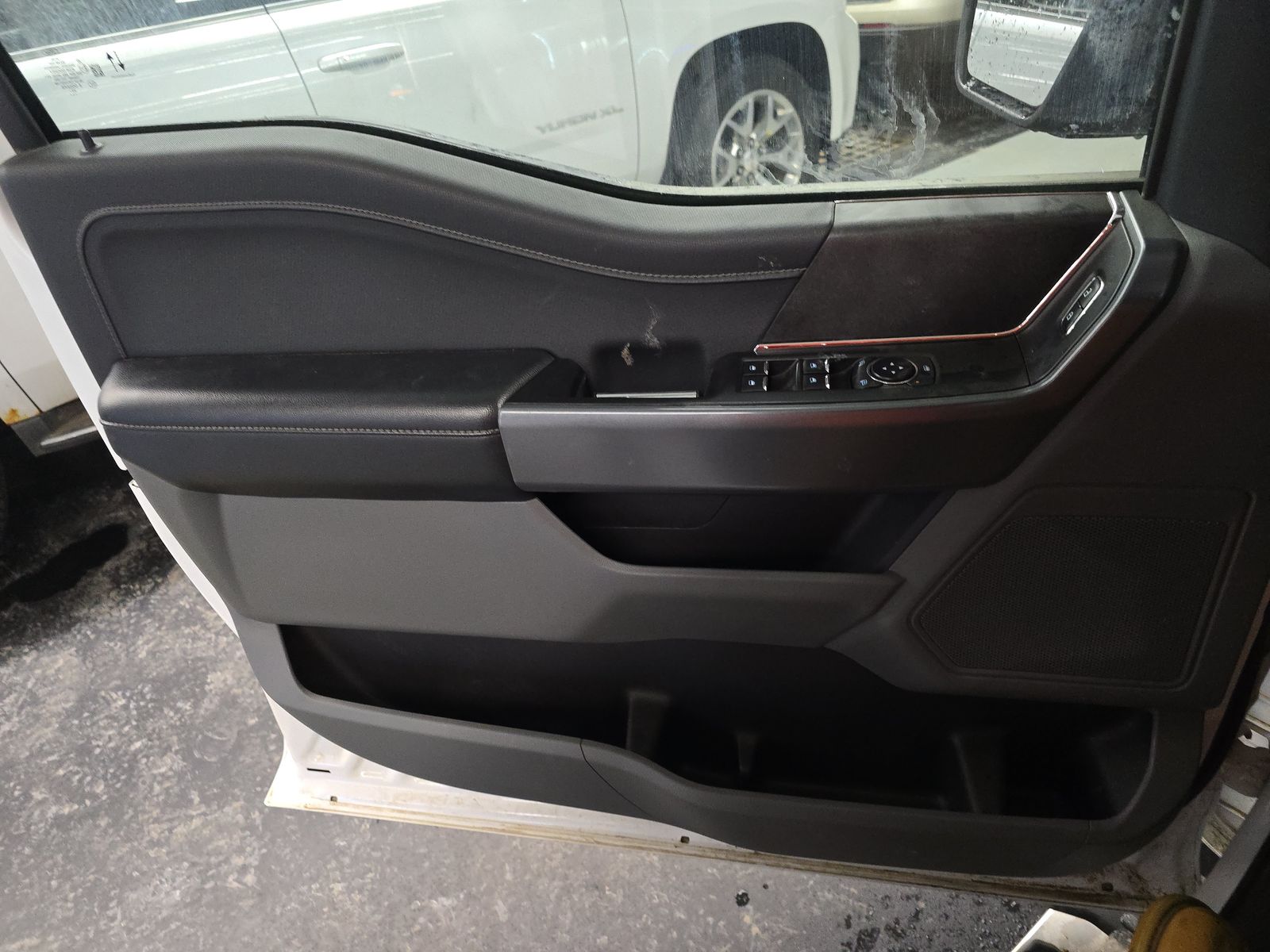 2024 Ford F-150 XLT AWD