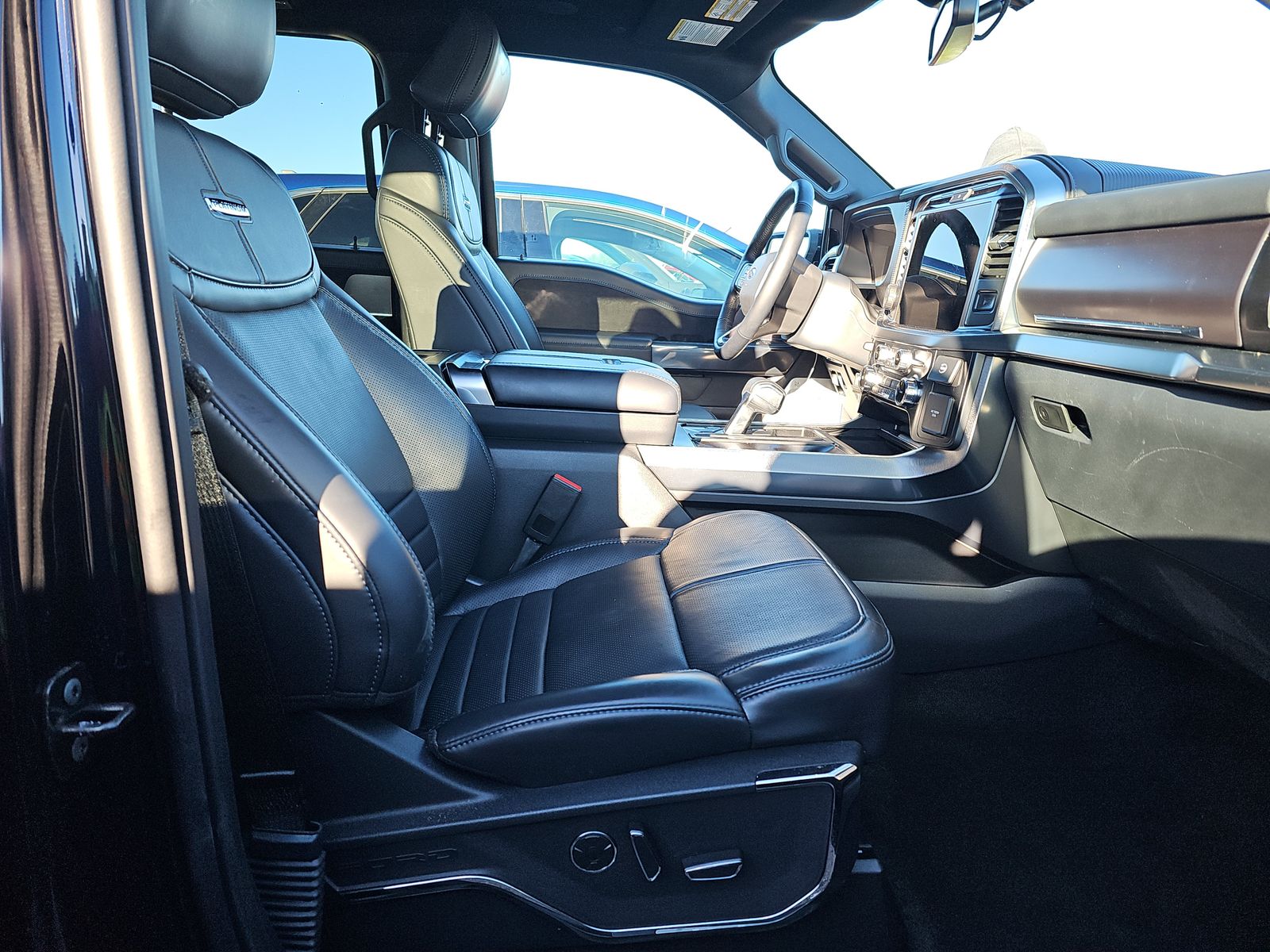 2025 Ford F-150 Hybrid Platinum AWD