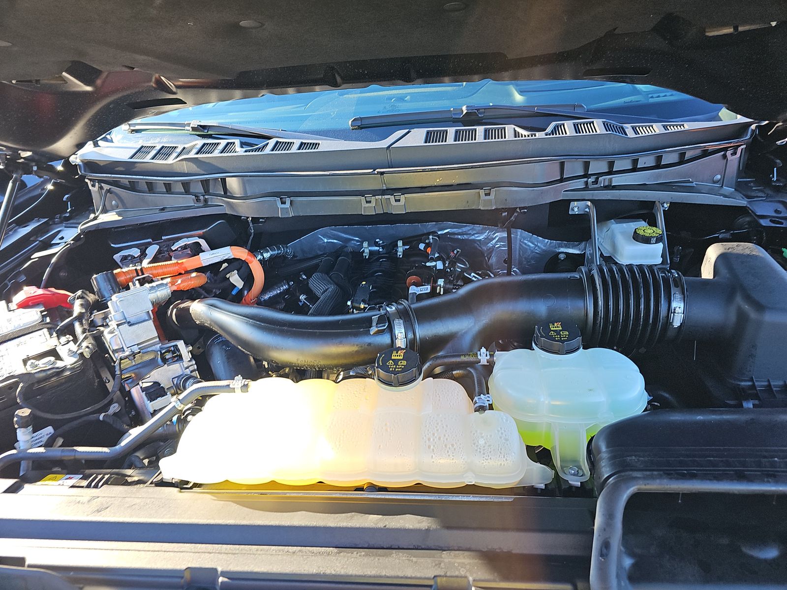 2025 Ford F-150 Hybrid Platinum AWD