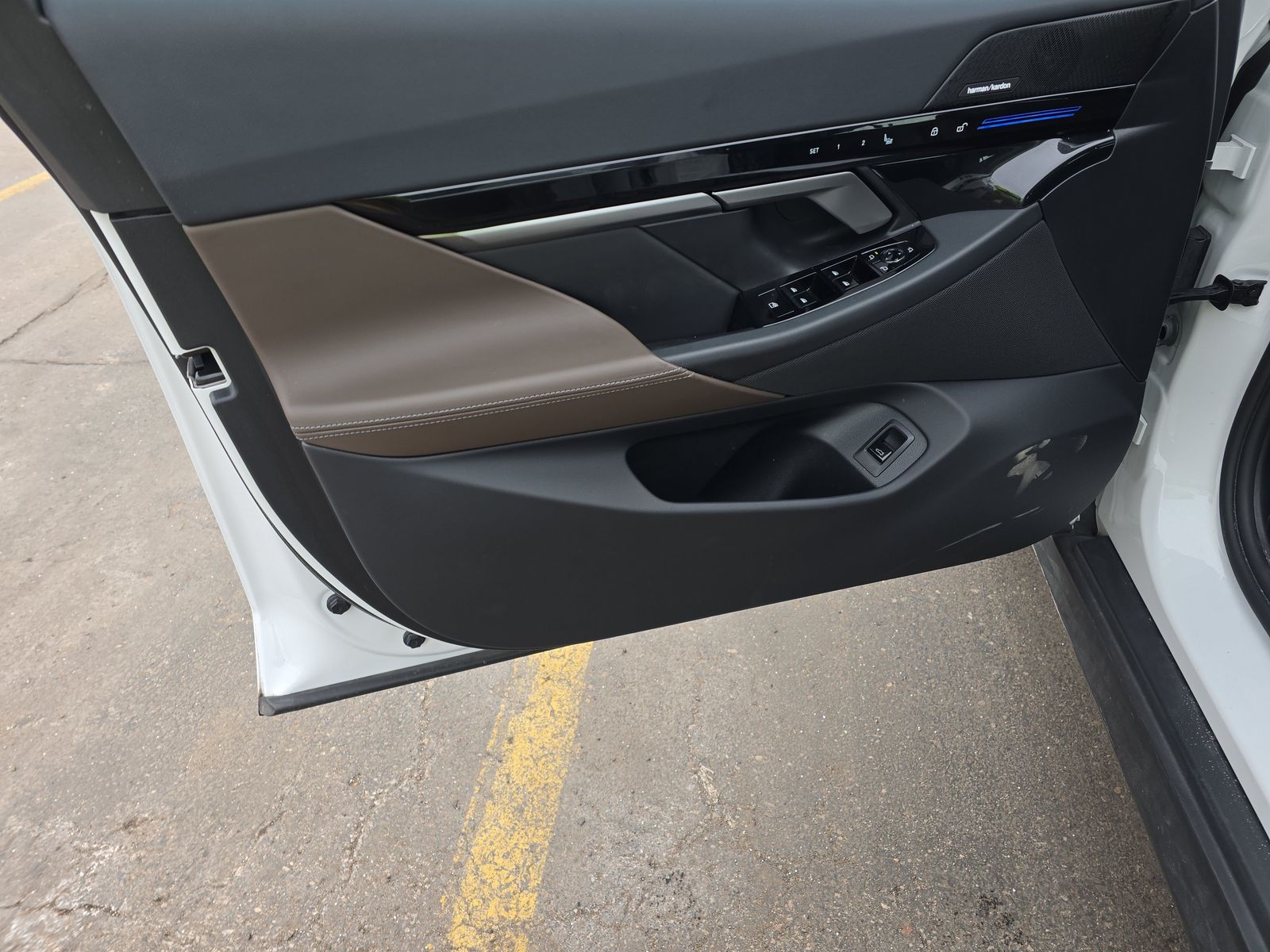 2026 BMW 5 Series 530i xDrive AWD