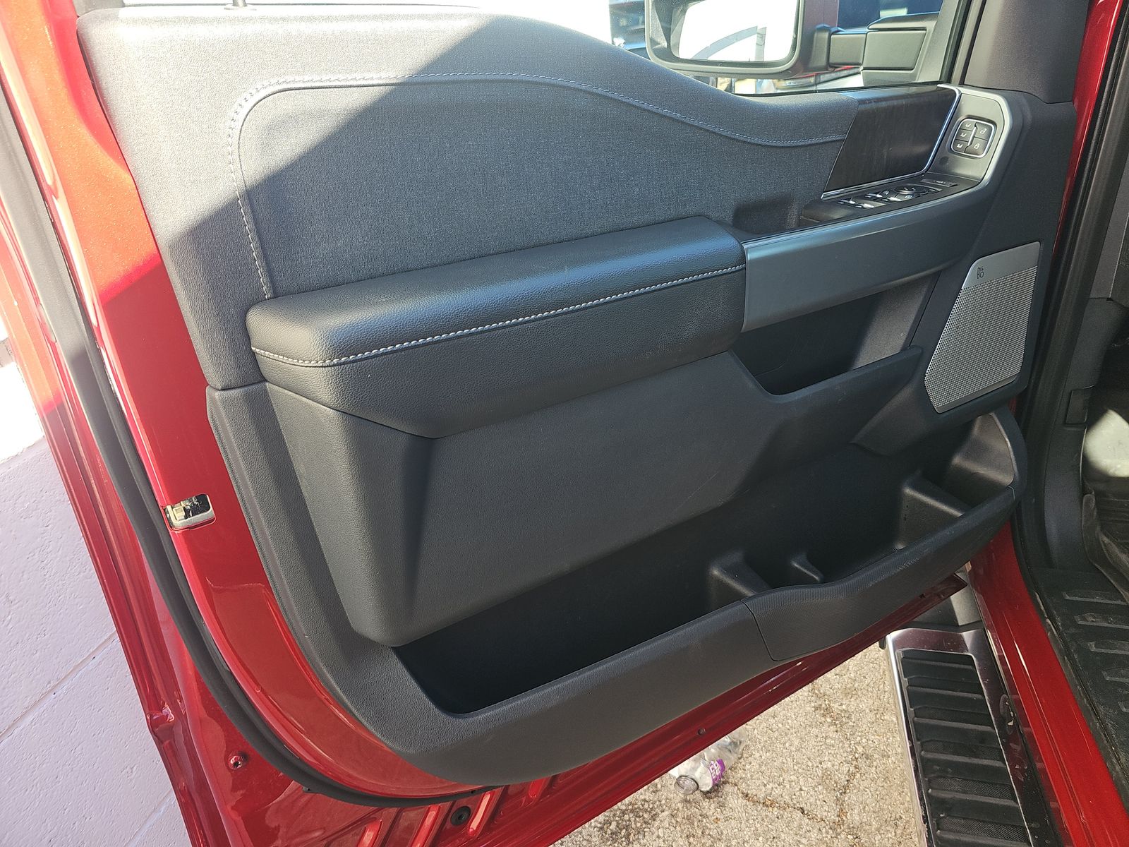 2023 Ford F-150 Lariat AWD