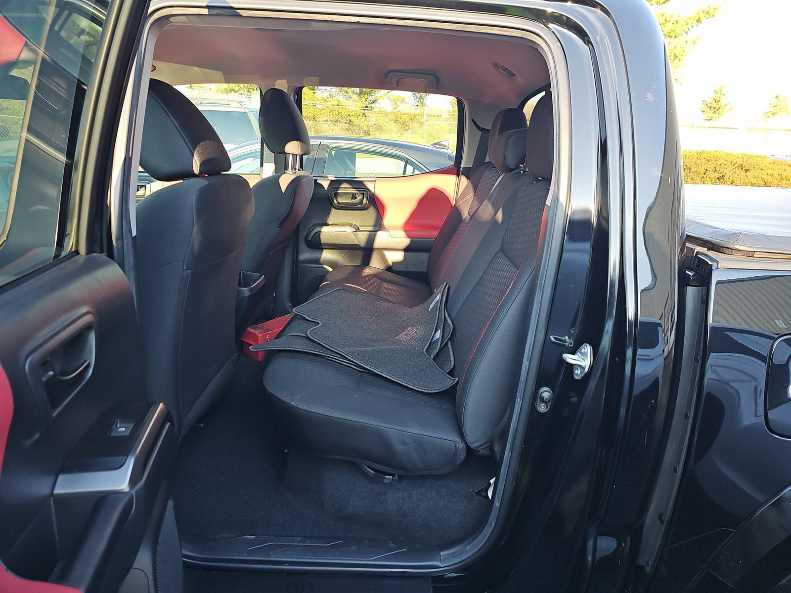 2023 Toyota Tacoma SR5 AWD